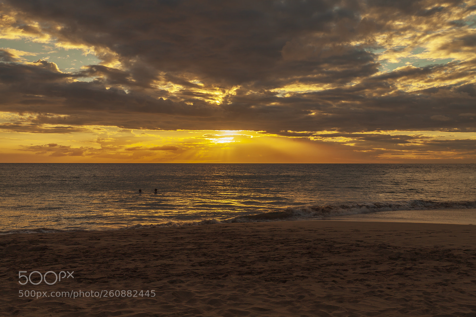 Canon EOS 5D Mark II sample photo. Sunset in maui, hawaii photography