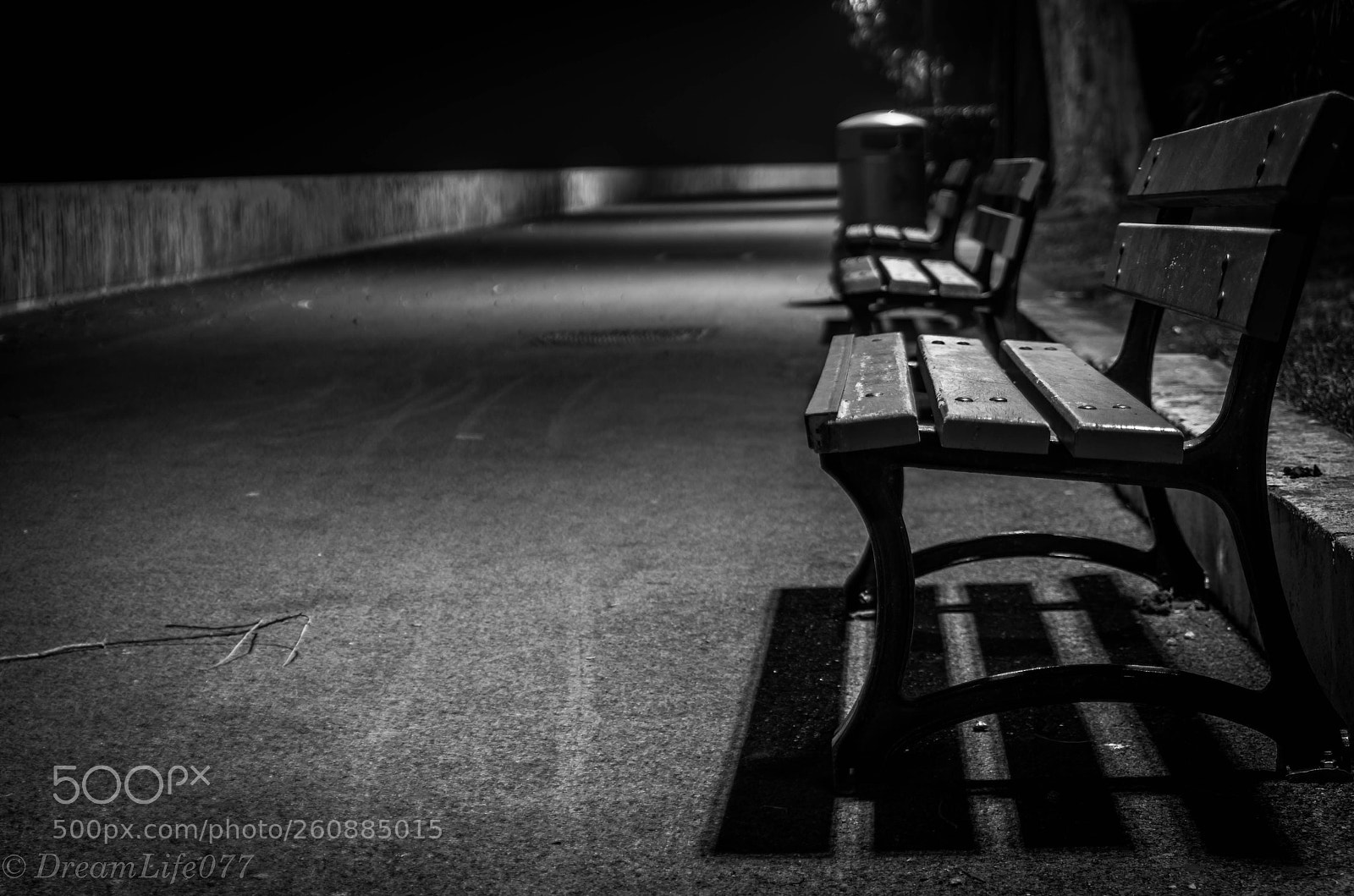 Pentax K-5 sample photo. Le banc photography