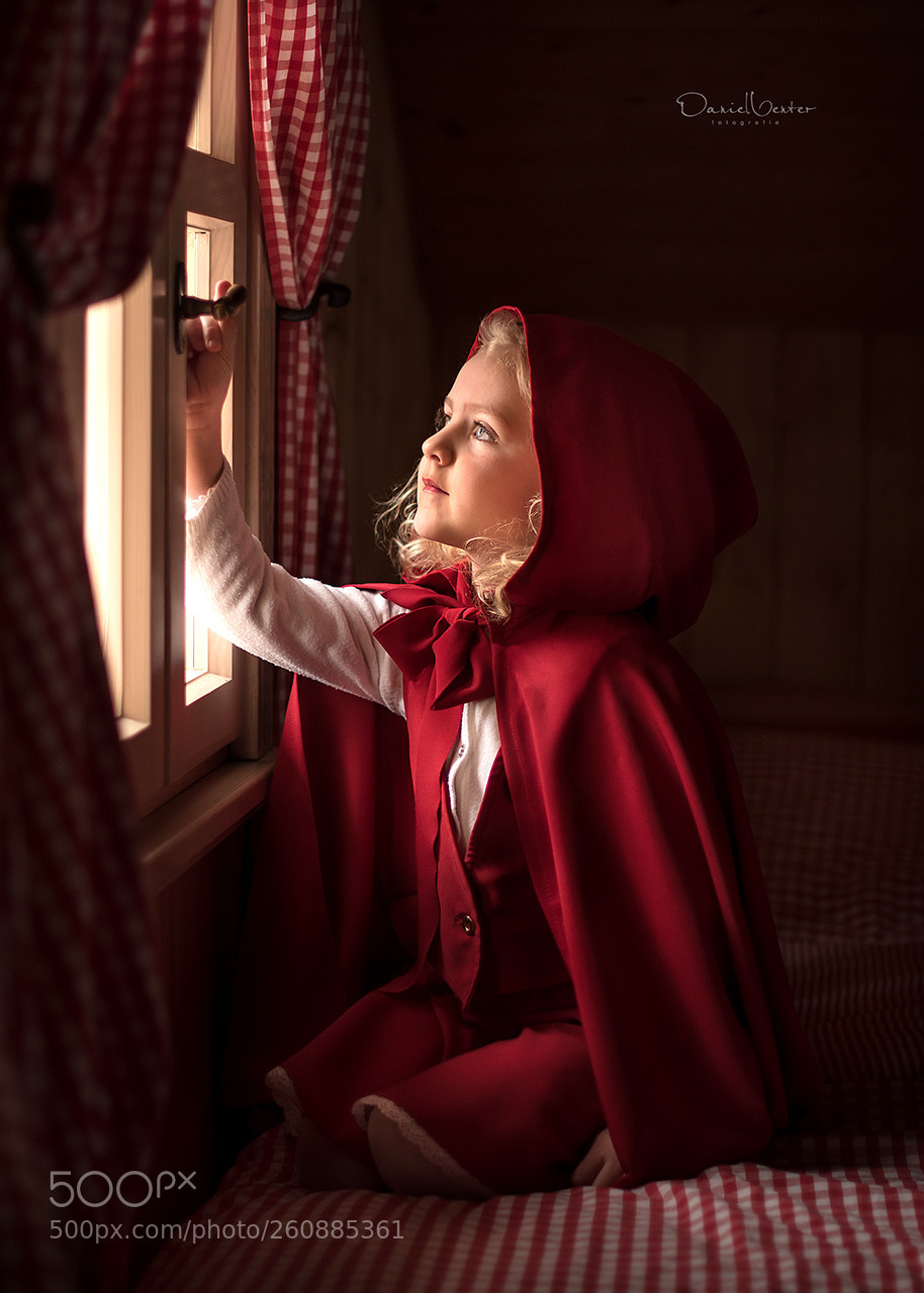 Nikon D750 sample photo. Red ridinghood photography