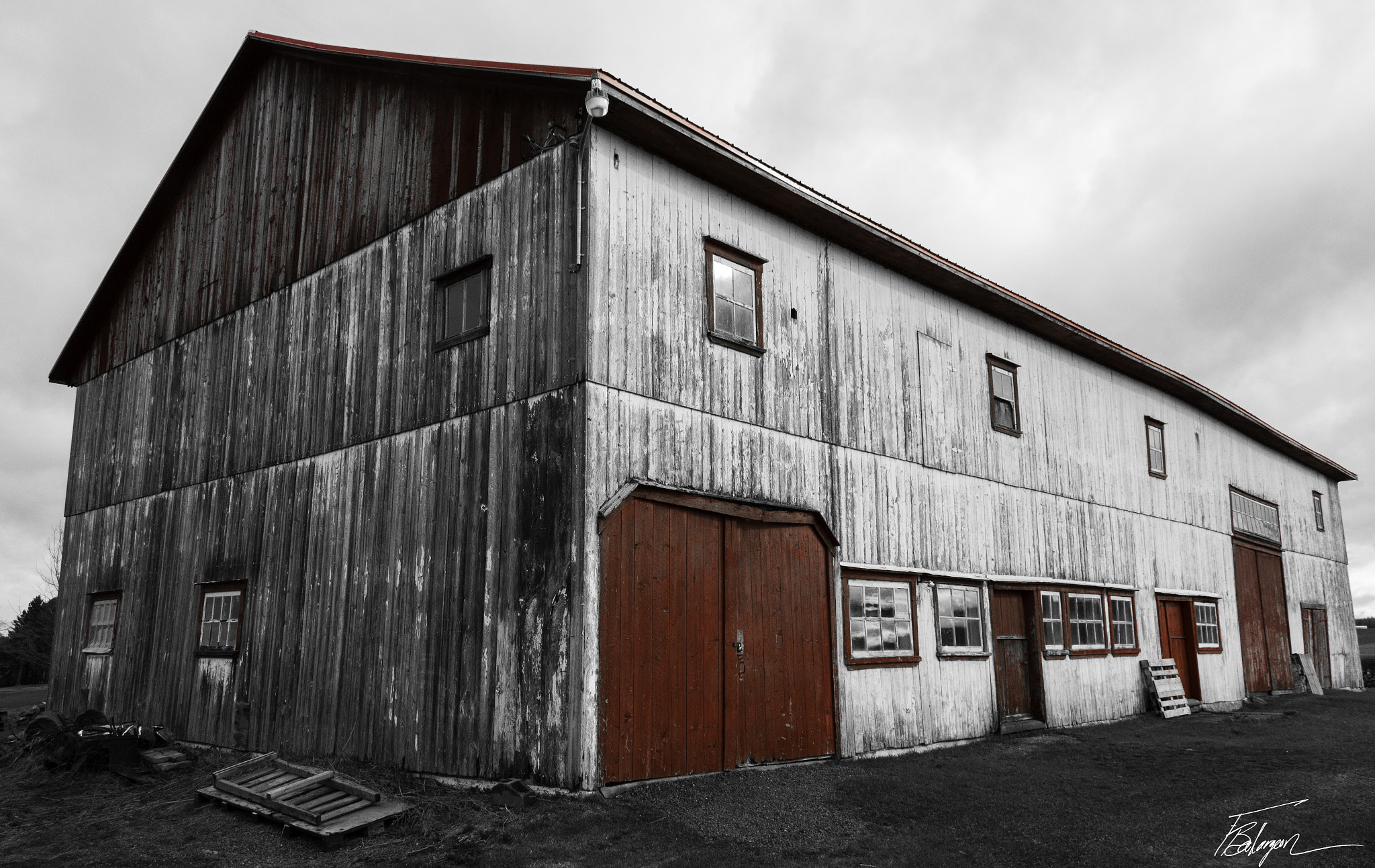 Canon EOS 650D (EOS Rebel T4i / EOS Kiss X6i) sample photo. My father old barn photography
