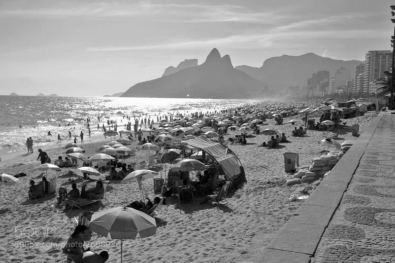 Canon EOS 1200D (EOS Rebel T5 / EOS Kiss X70 / EOS Hi) sample photo. Ipanema photography