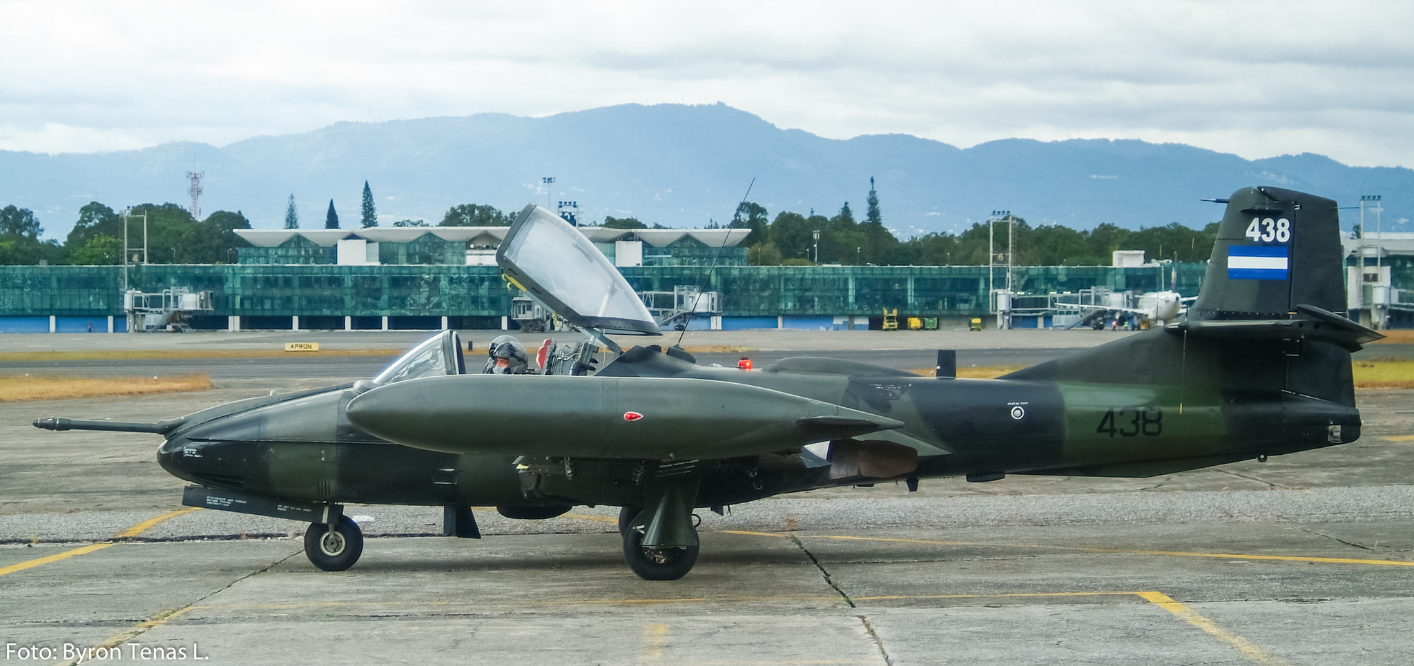 Fujifilm FinePix S3 Pro sample photo. Cessna a37 dragonfly photography