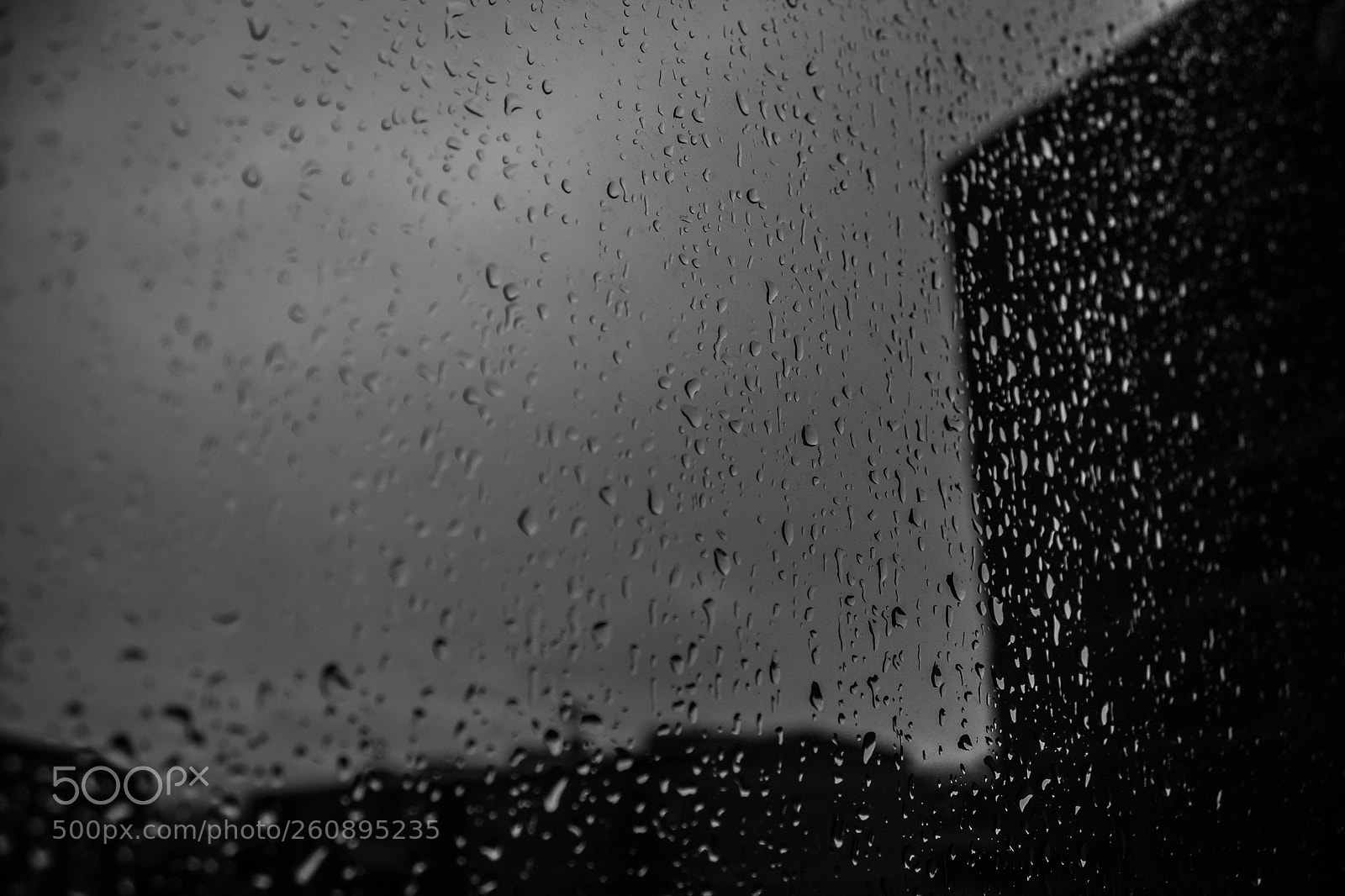 Canon EOS 1100D (EOS Rebel T3 / EOS Kiss X50) sample photo. Rain photography
