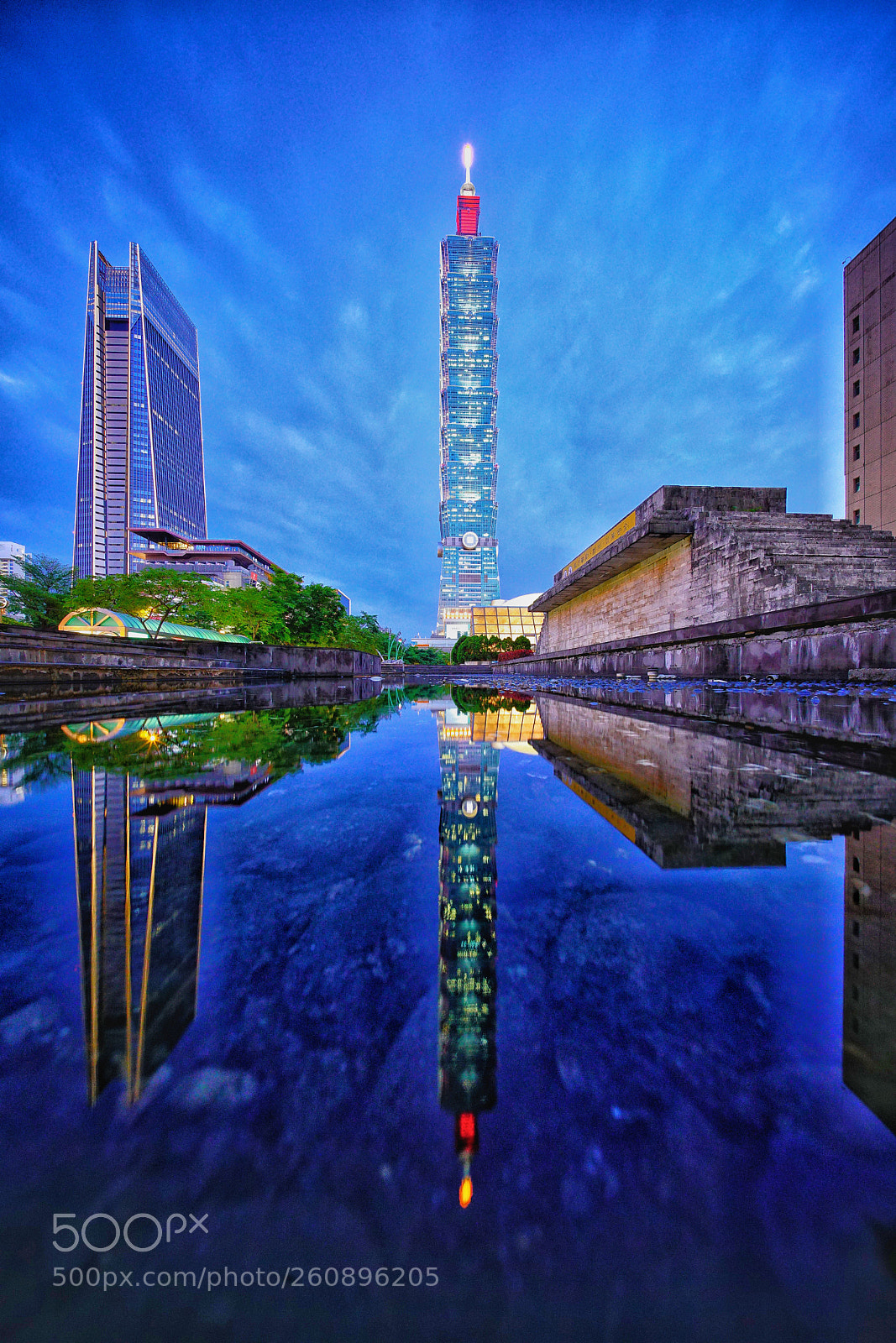 Sony a7R II sample photo. Taipei 101 photography