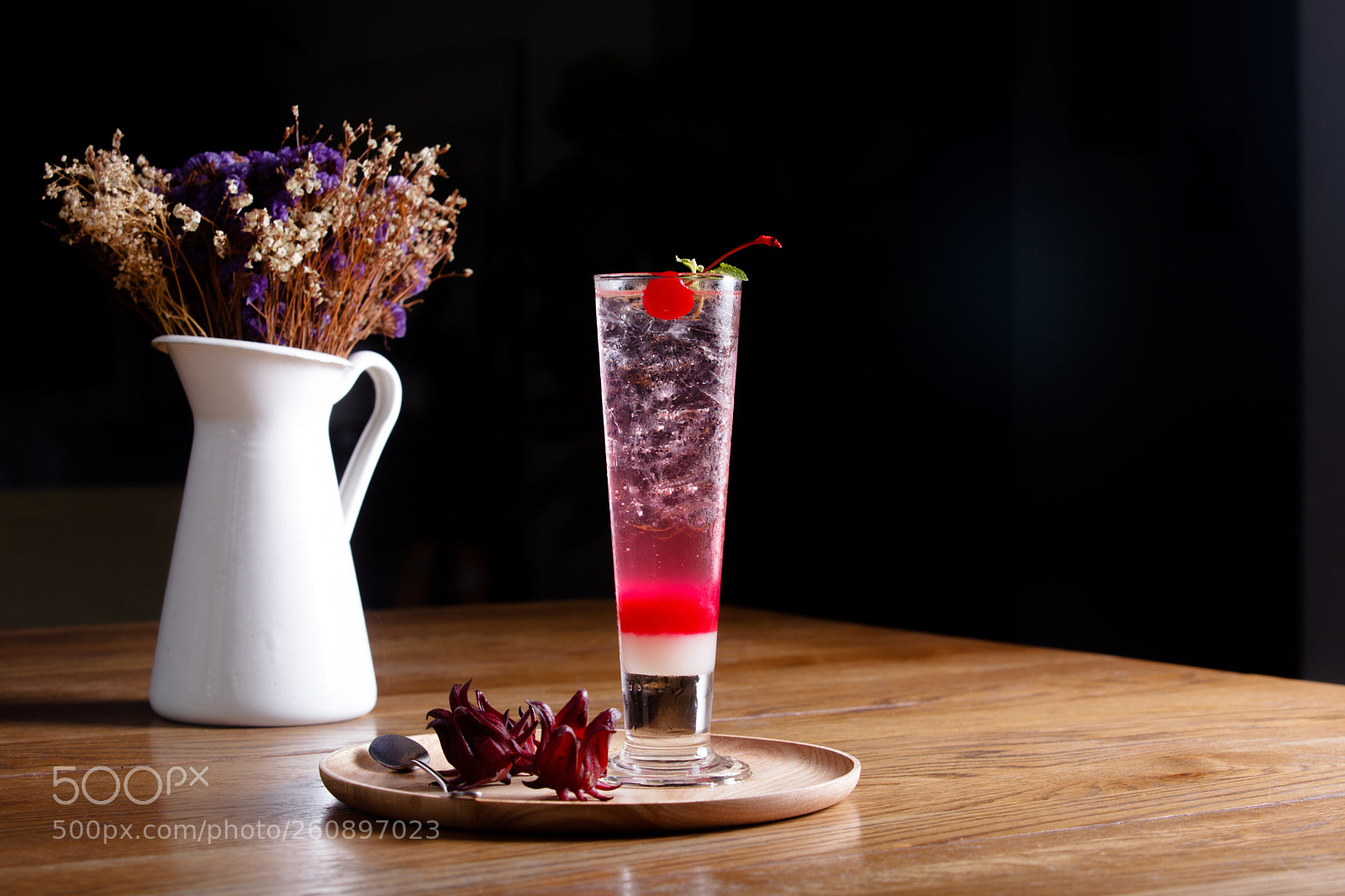 Canon EOS 5D Mark II sample photo. Cocktail photography