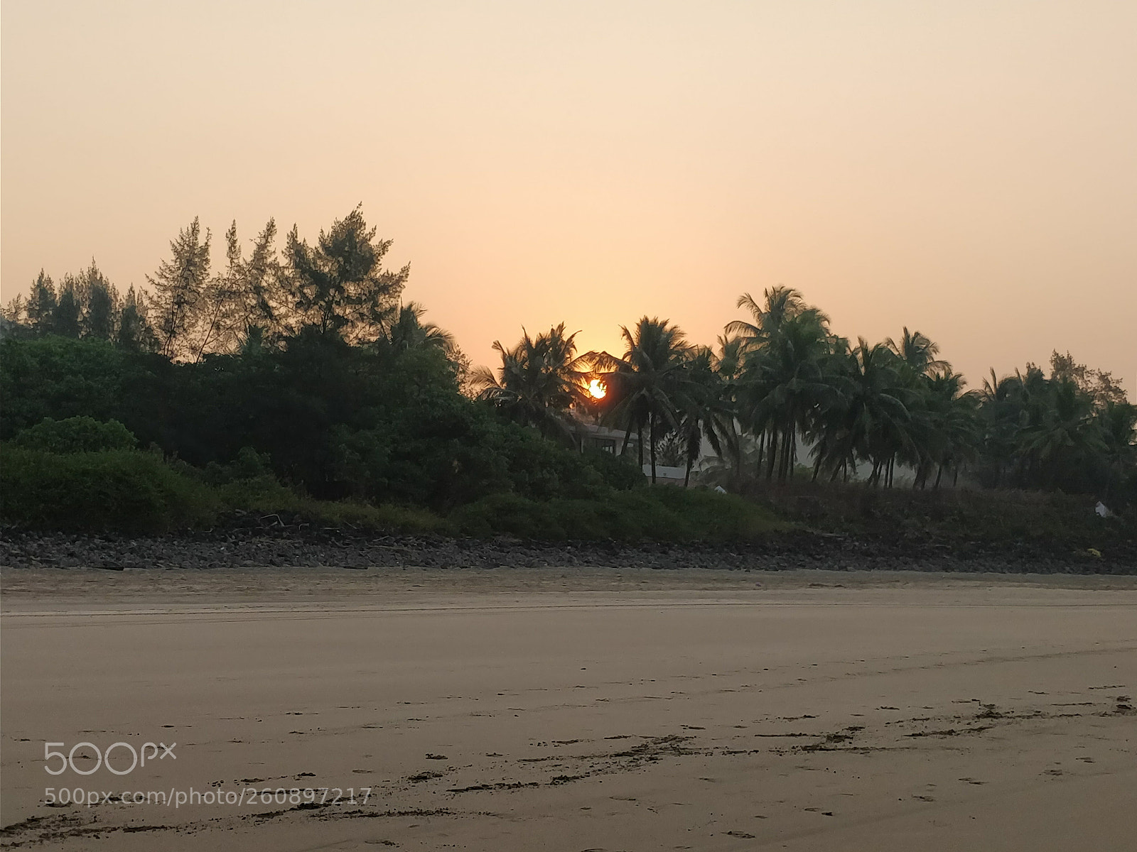 OnePlus 5 sample photo. Beachside photography