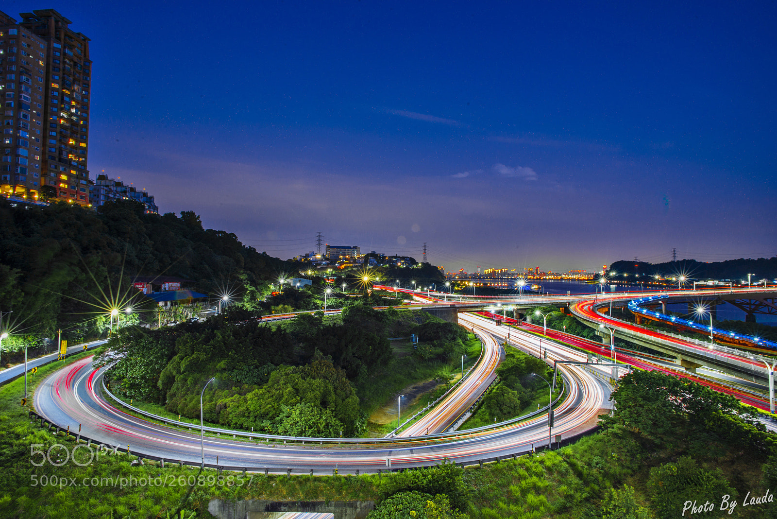 Nikon D610 sample photo. 黑金 photography