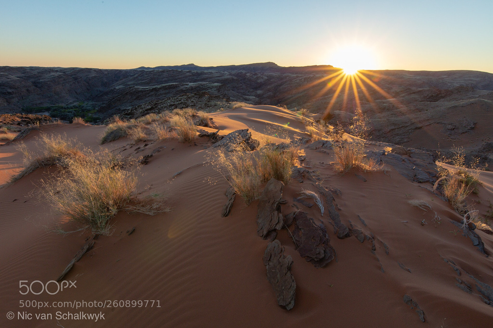 Canon EOS 5DS R sample photo. Sunrise photography