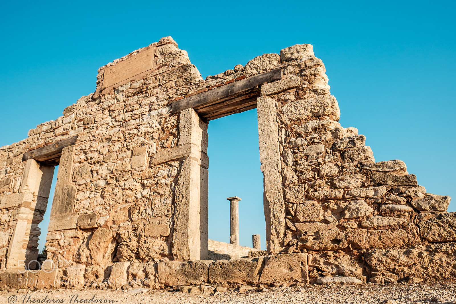 Fujifilm X-T1 sample photo. Gateway to the past photography