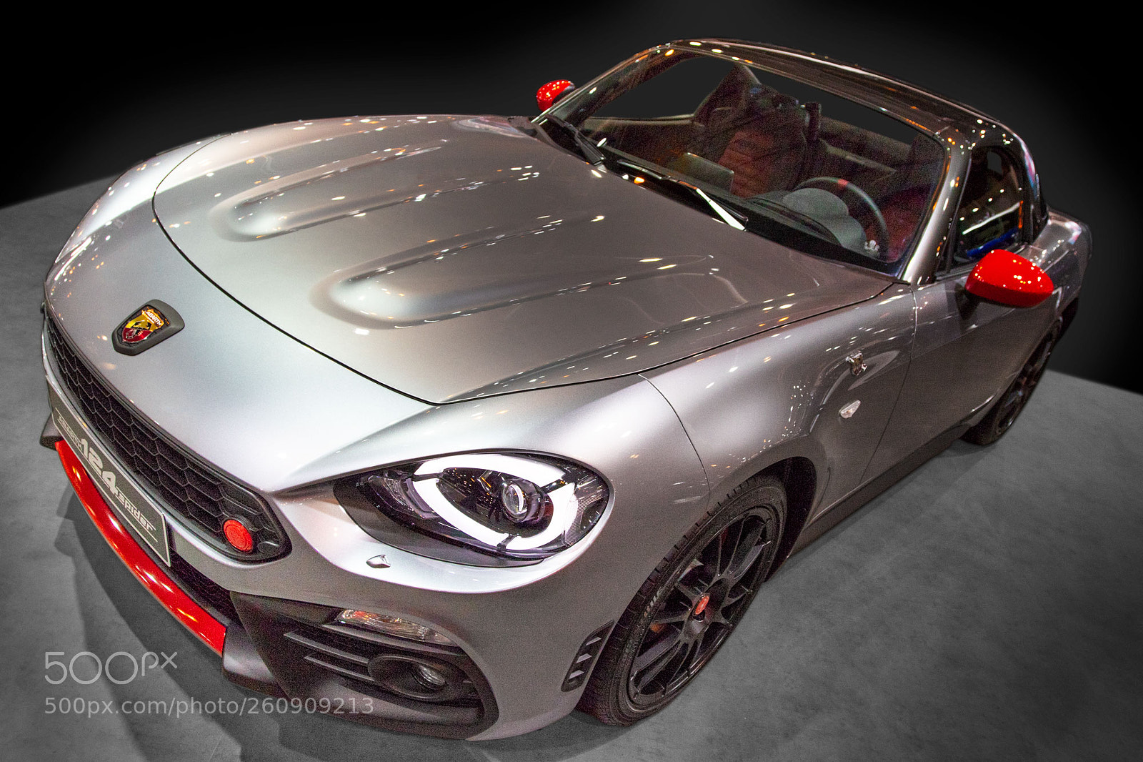 Canon EOS 7D Mark II sample photo. Abarth 124 spider, madrid auto 2018 photography