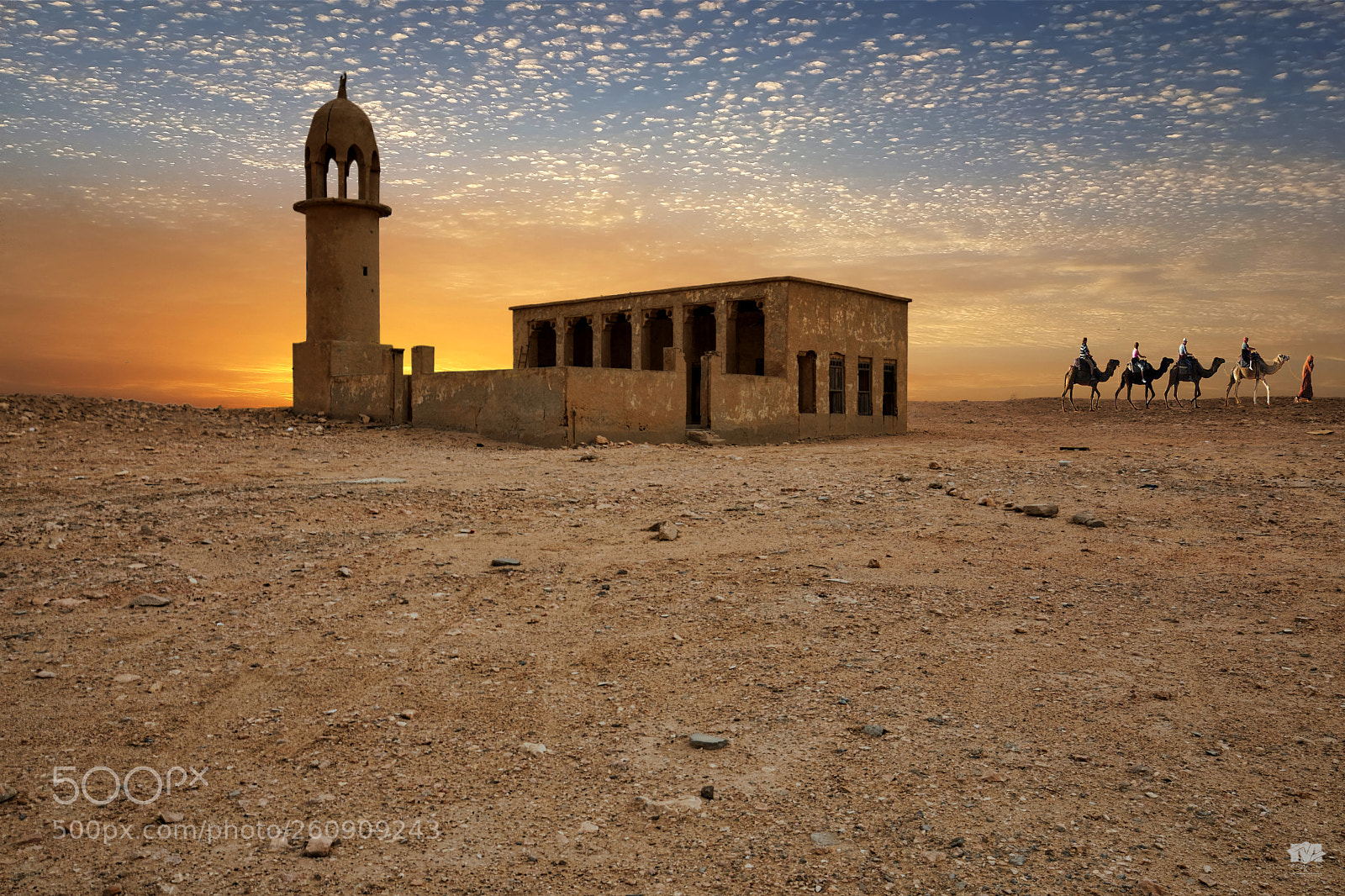 Canon EOS 5D Mark IV sample photo. Ancient monument in desert photography