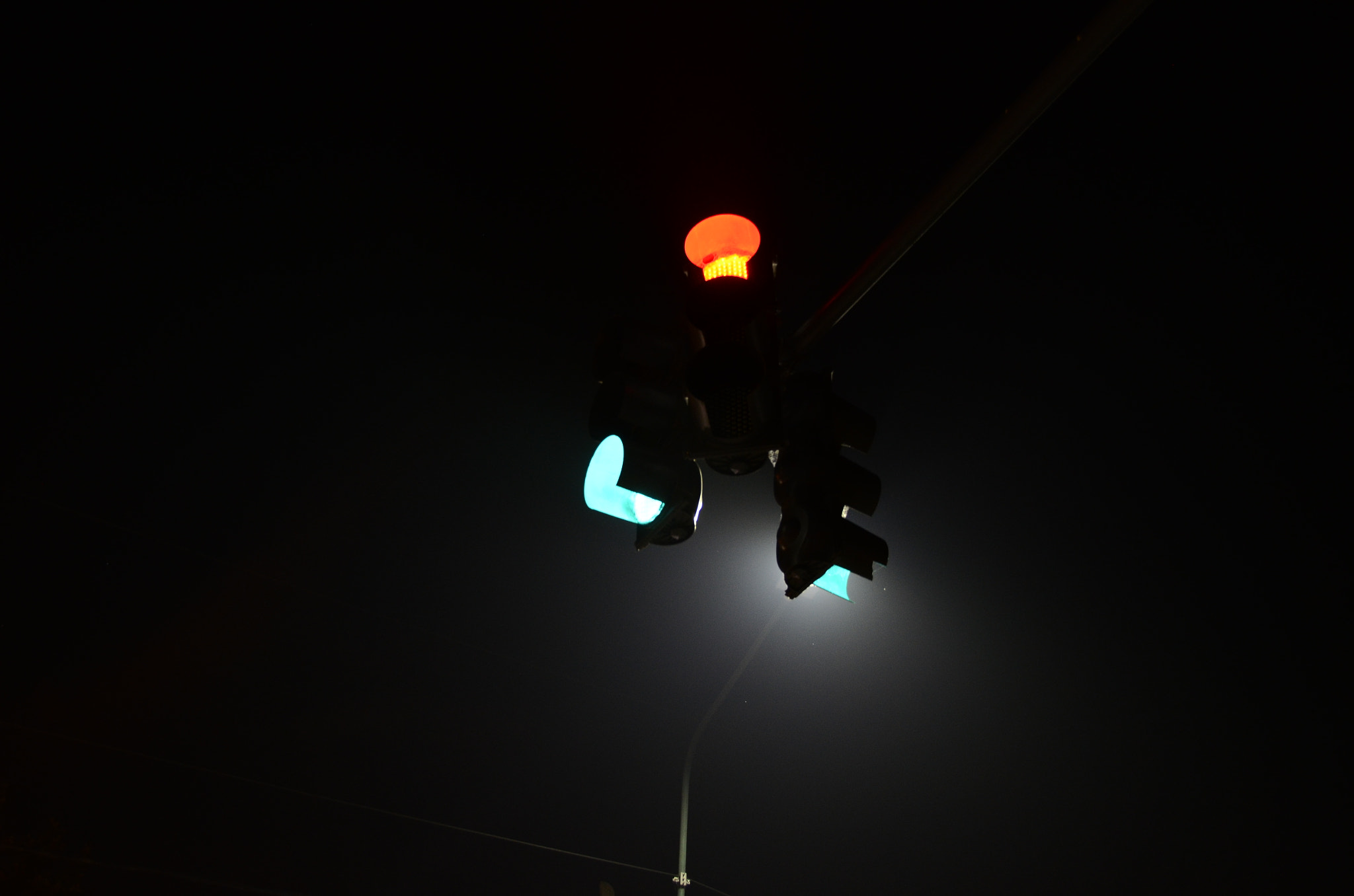 Nikon D7000 sample photo. Trafic light photography