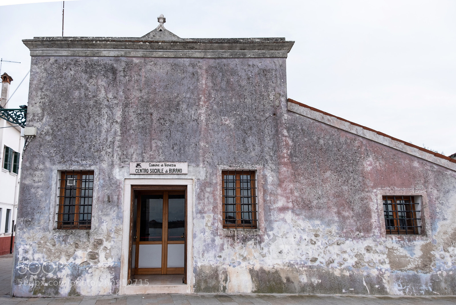 Fujifilm X-T2 sample photo. Centro sociale di burano photography