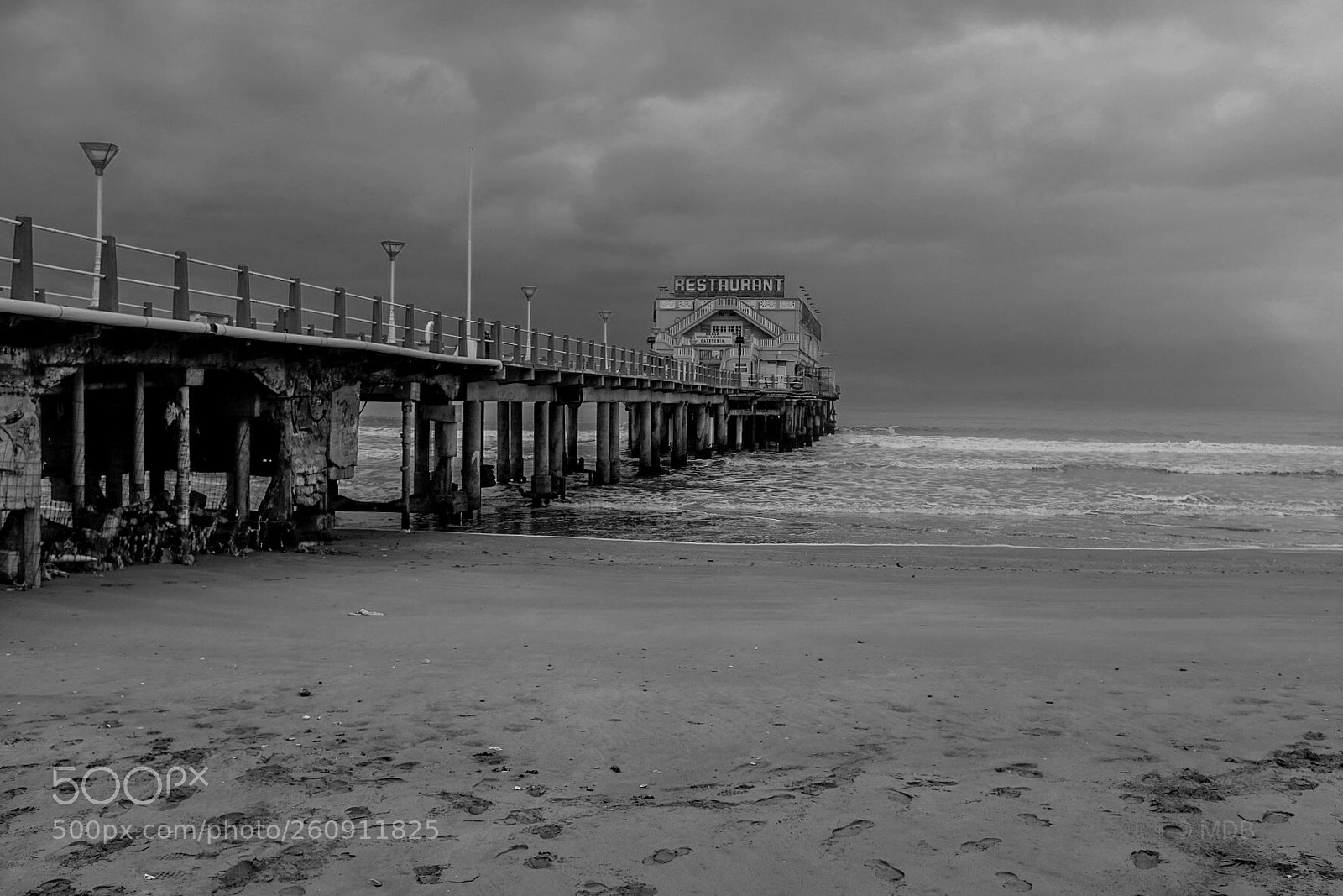 Fujifilm X100T sample photo. Muelle photography