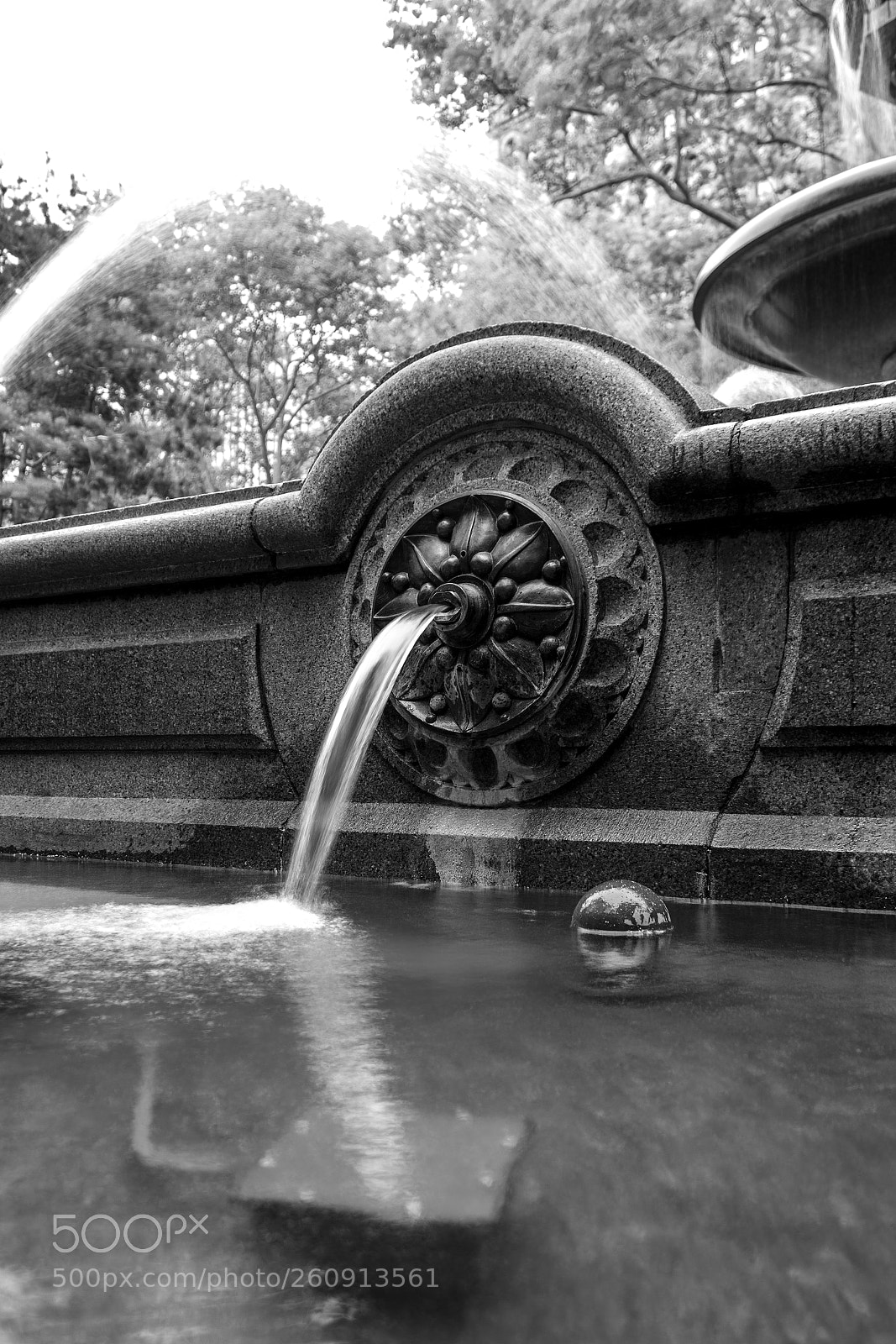 Canon EOS 600D (Rebel EOS T3i / EOS Kiss X5) sample photo. Water basin photography