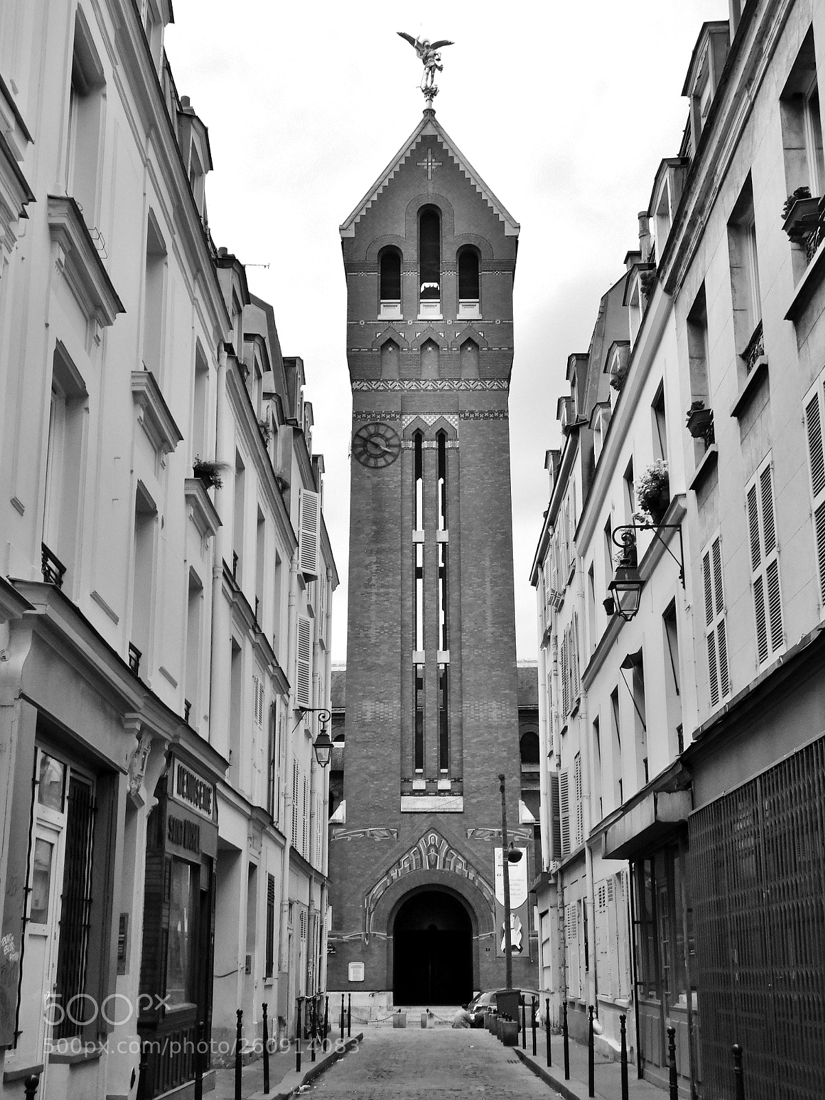 Nikon Coolpix L840 sample photo. Local parisian perspective photography