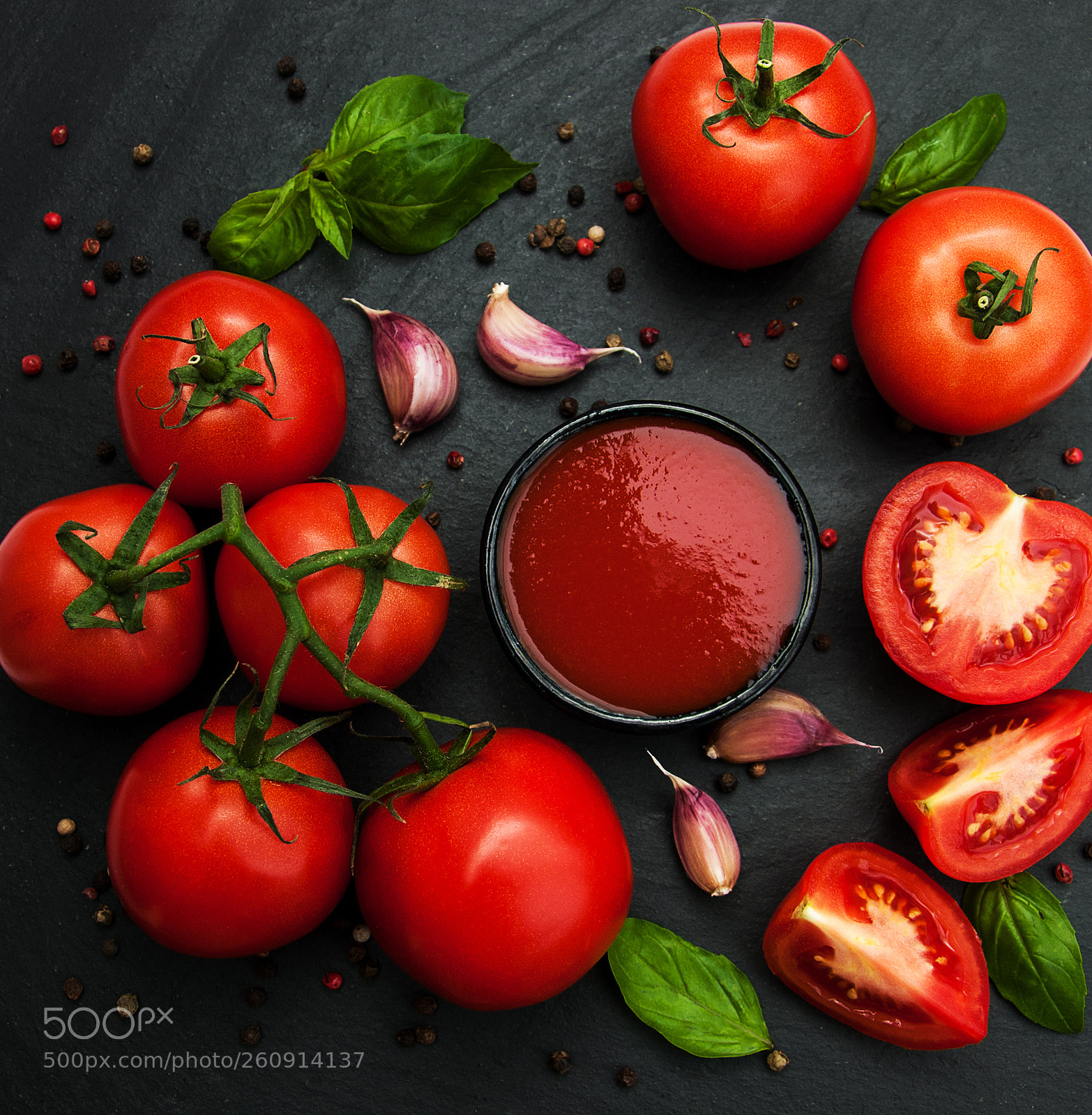 Nikon D90 sample photo. Bowl with tomato sauce photography