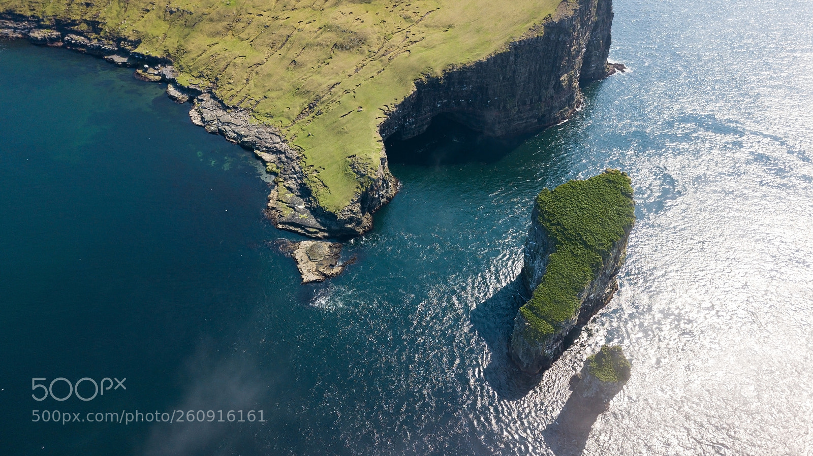 DJI FC220 sample photo. Drangarnir photography
