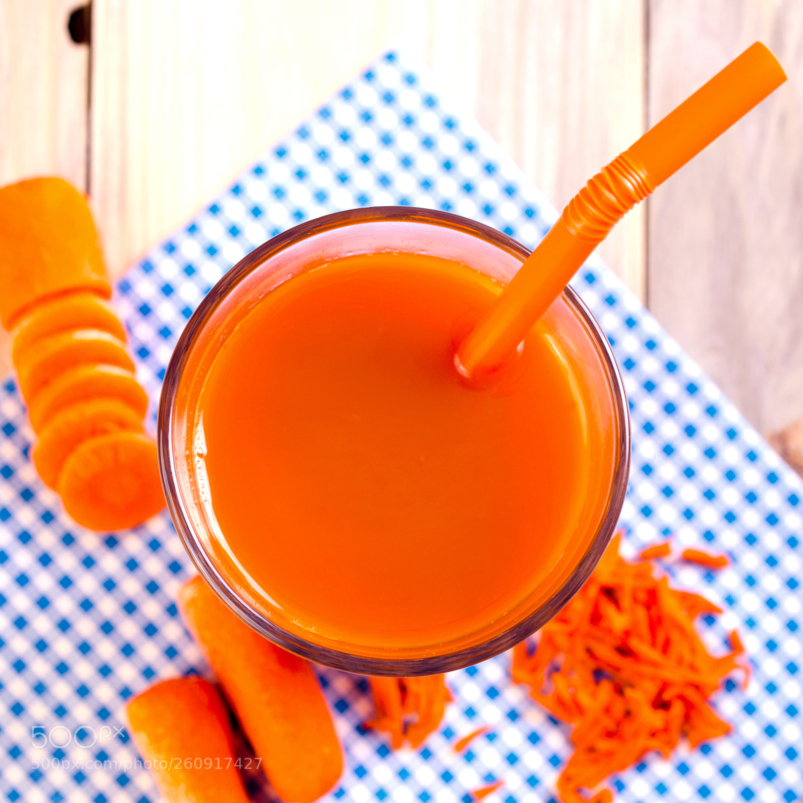 Nikon D5100 sample photo. Fresh carrot juice in photography