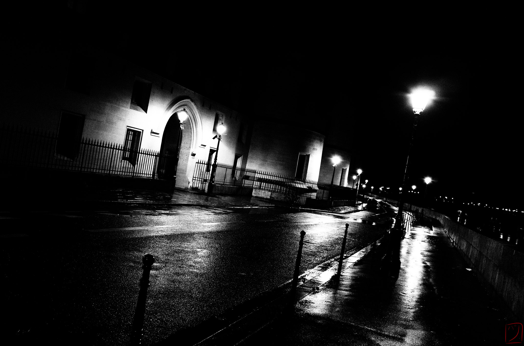 Ricoh GR II sample photo. Quai photography