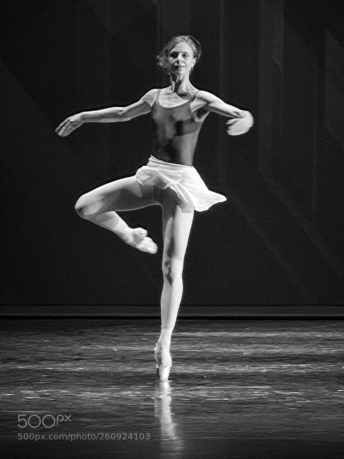 Panasonic Lumix DMC-FZ1000 sample photo. Ballerina photography