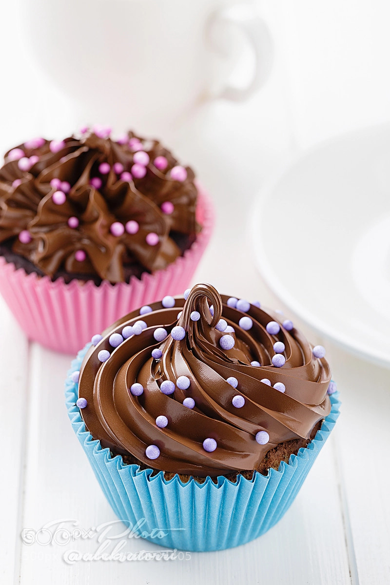 Canon EOS 6D sample photo. Homemade cupcakes with chocolate photography