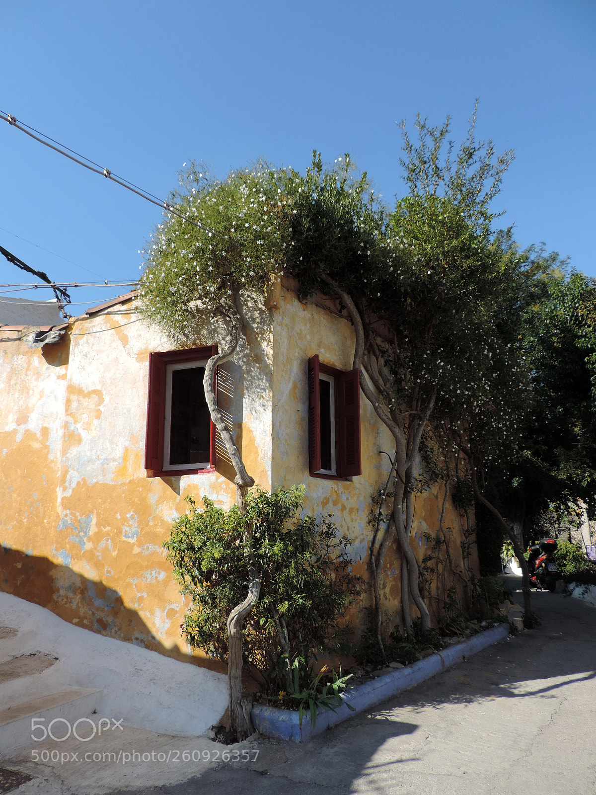 Nikon Coolpix P520 sample photo. Plaka in athens photography