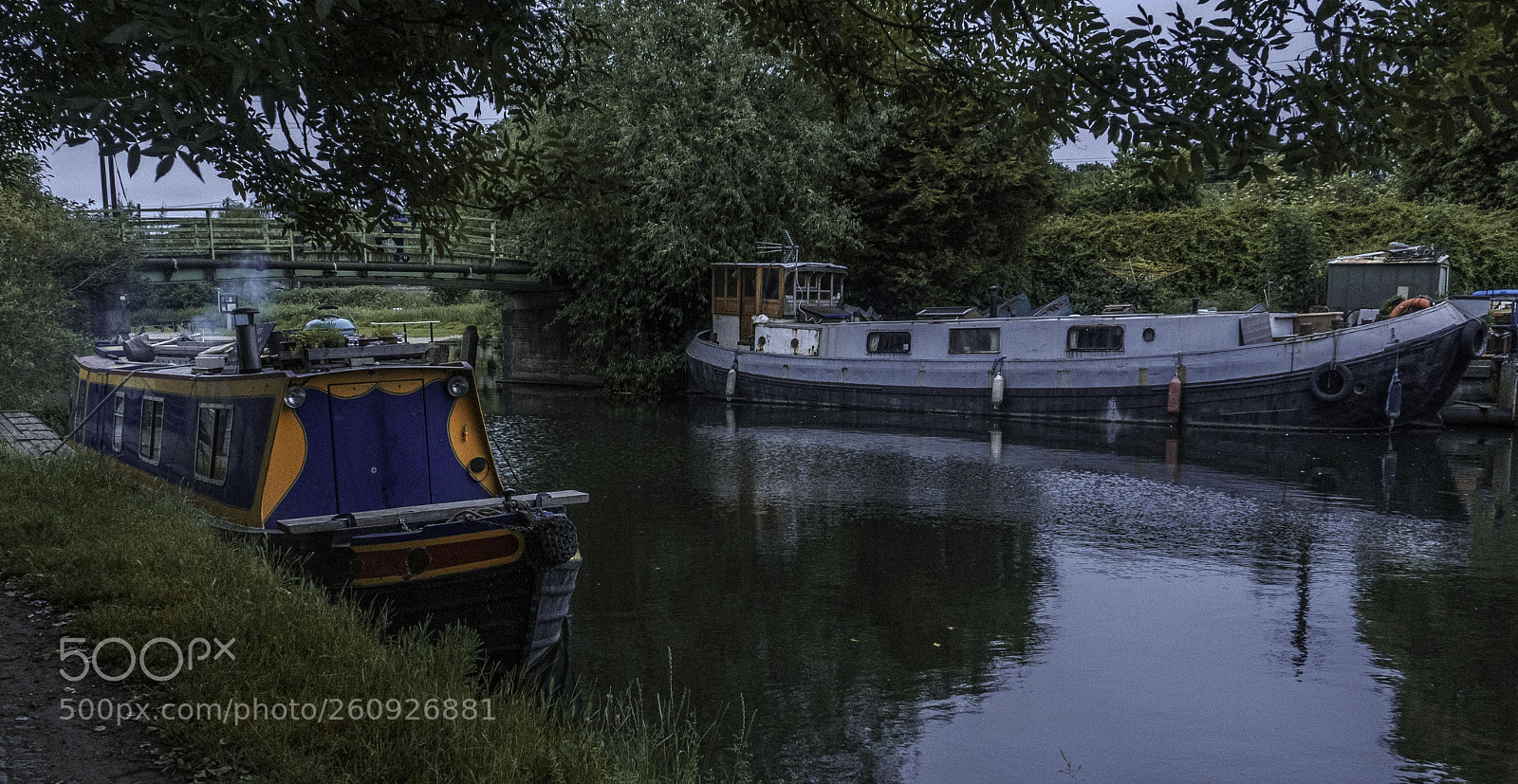 Olympus OM-D E-M1 sample photo. Narrow boats on the photography