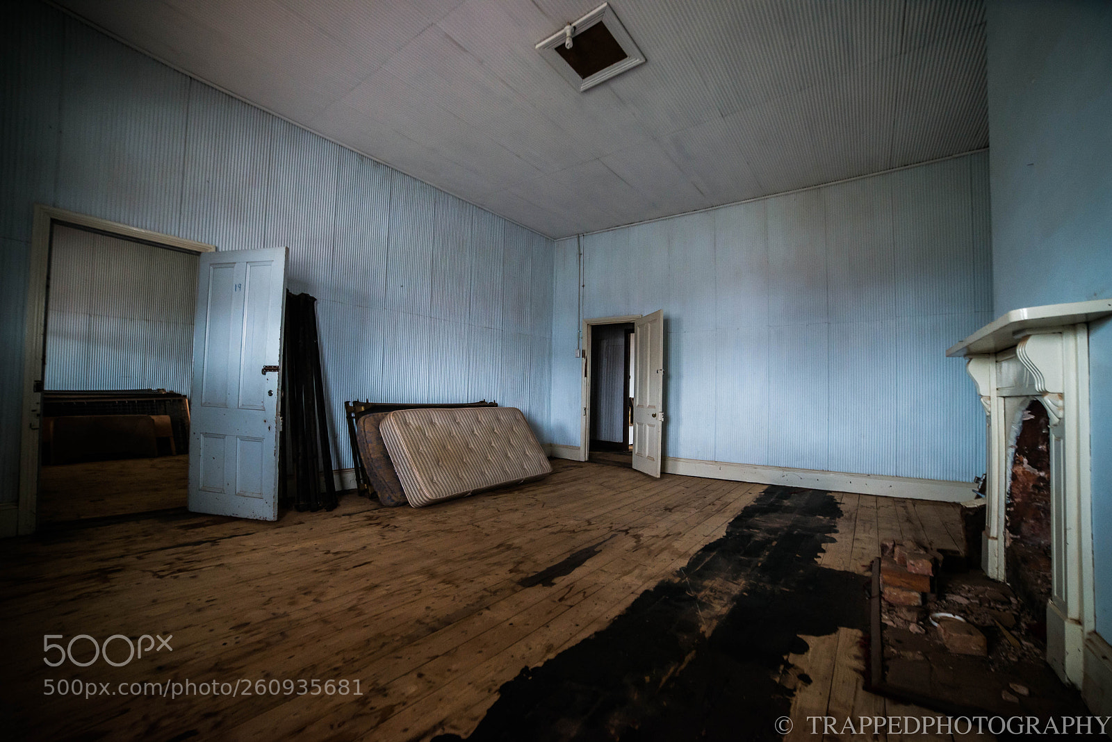 Nikon D610 sample photo. Blue room 2 photography