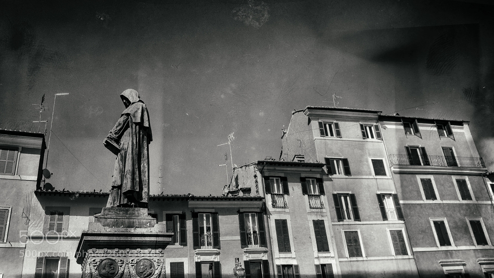 Olympus OM-D E-M10 sample photo. Rome, giordano bruno photography