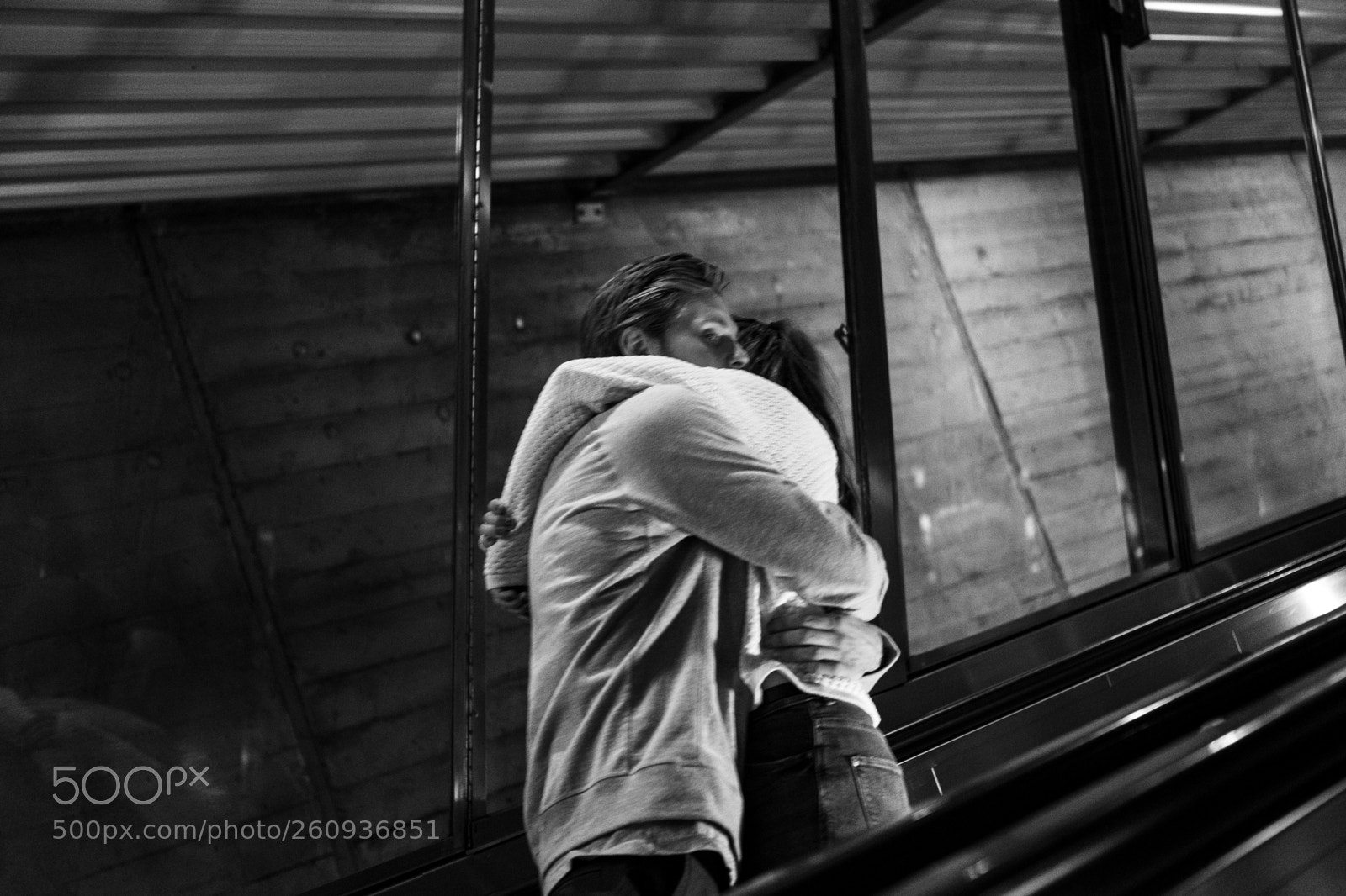 Fujifilm X-T20 sample photo. Subway romance photography
