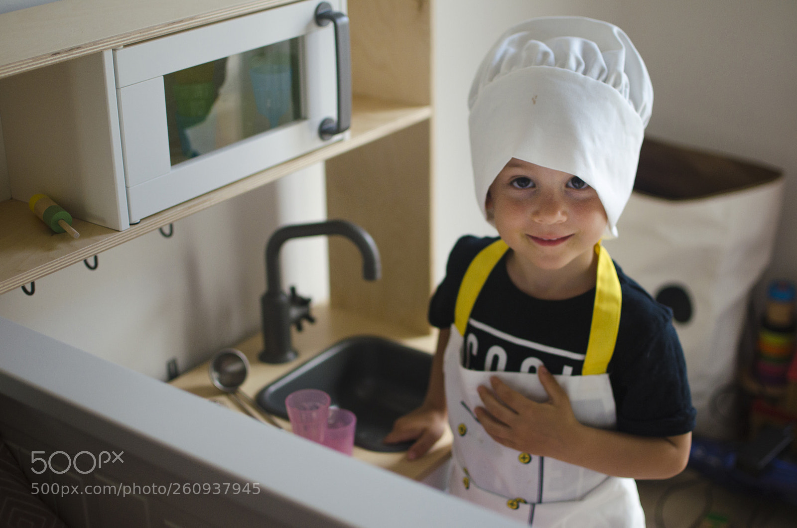 Nikon D5100 sample photo. Jasiu, the little cook photography