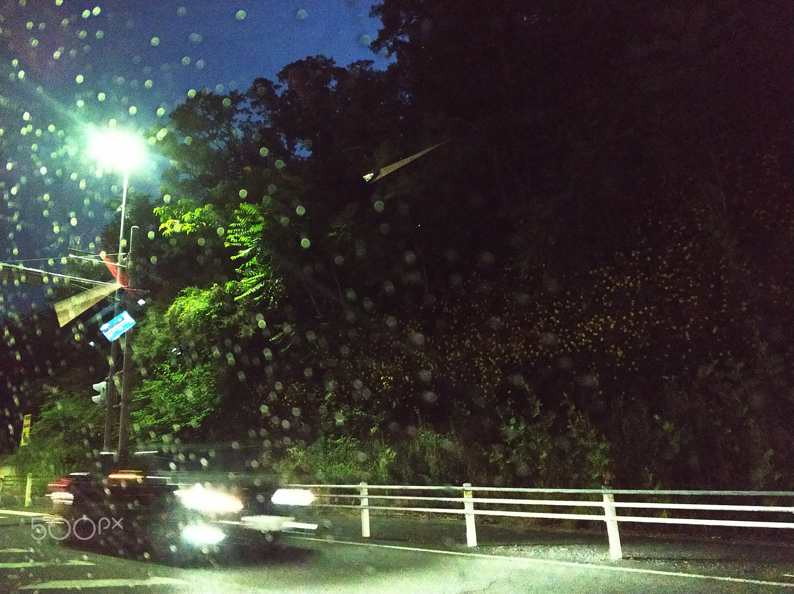 Xiaomi MI6 sample photo. Raining photography