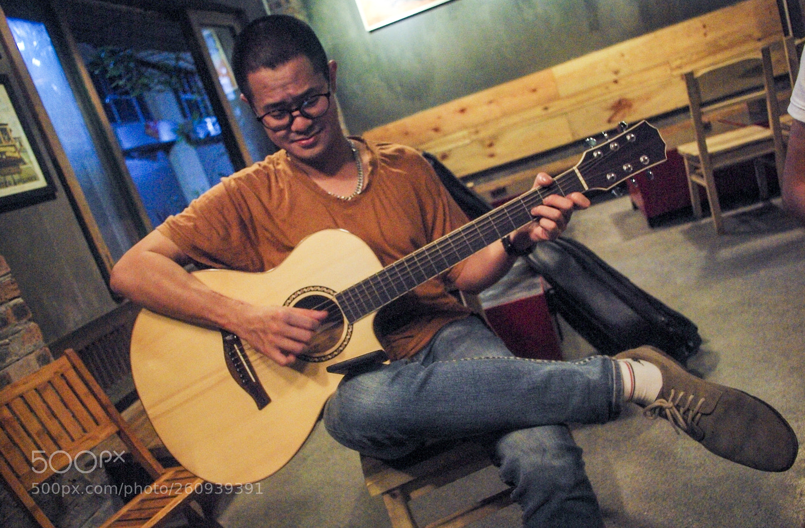 Pentax K200D sample photo. Amateur musican. photography