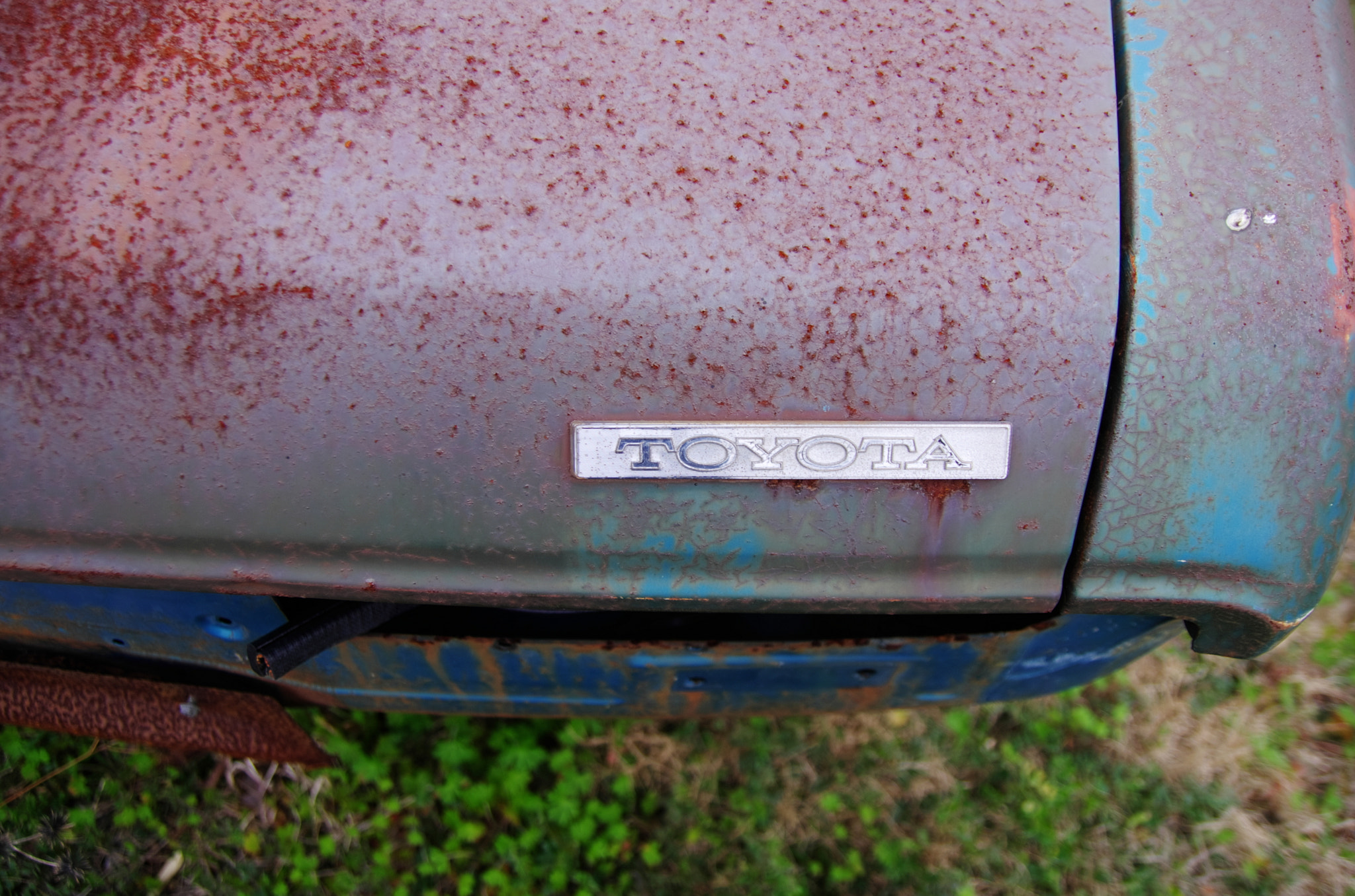 Pentax K-5 sample photo. An old japanese car photography