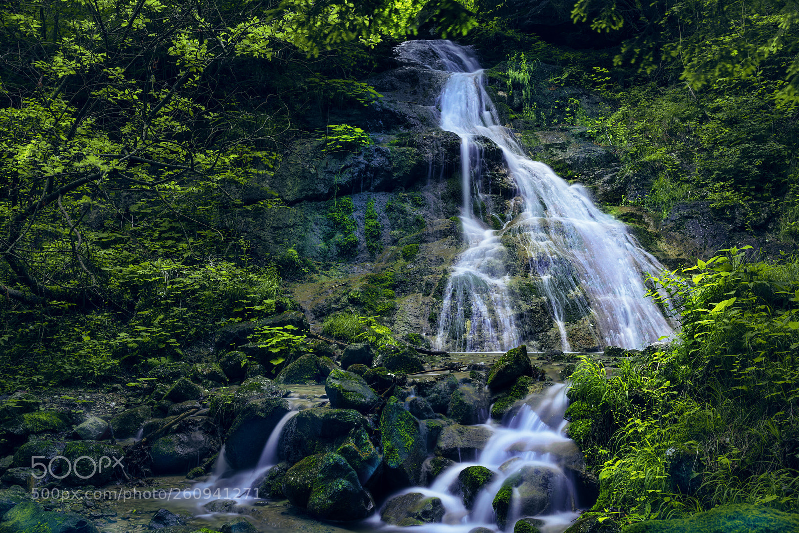 Canon EOS 5DS R sample photo. Waterfall photography