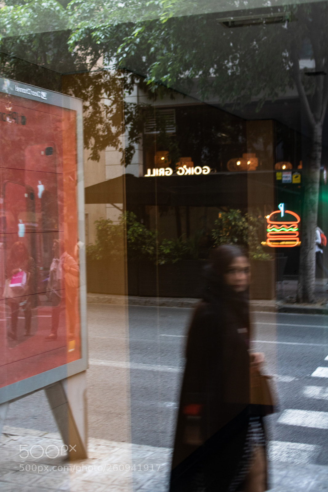 Canon EOS 750D (EOS Rebel T6i / EOS Kiss X8i) sample photo. People are strange photography