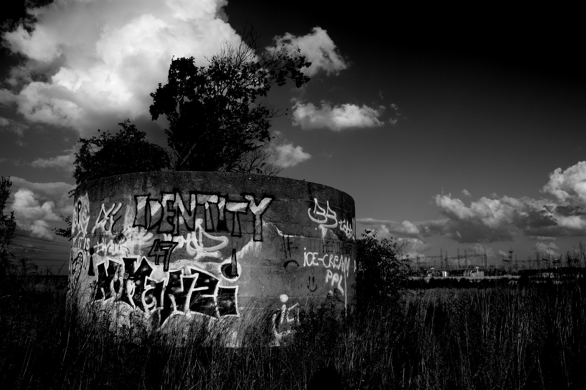 Canon EF-S 17-85mm F4-5.6 IS USM sample photo. Water tank photography