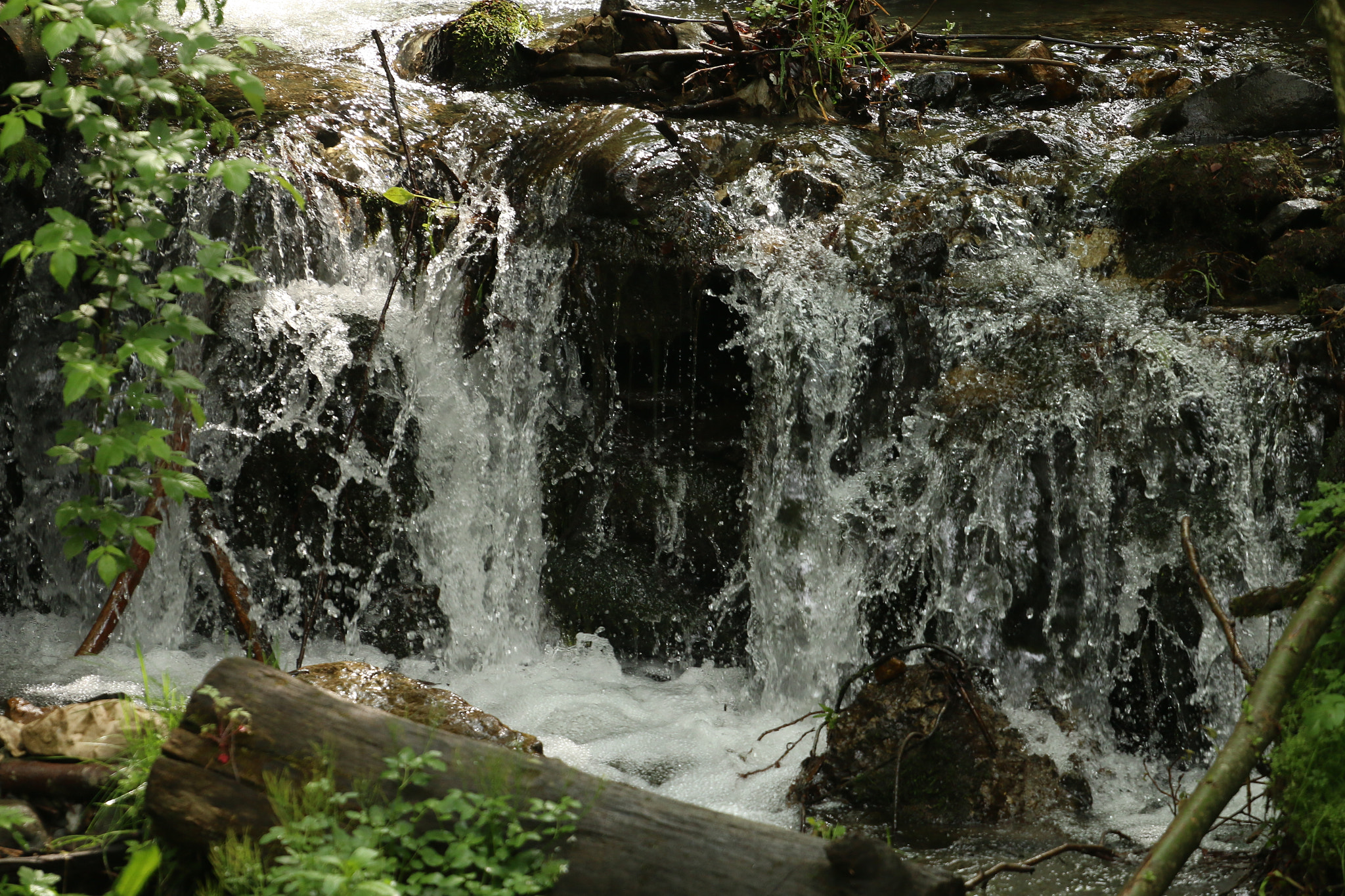 Canon EOS 70D sample photo. Little waterfall photography