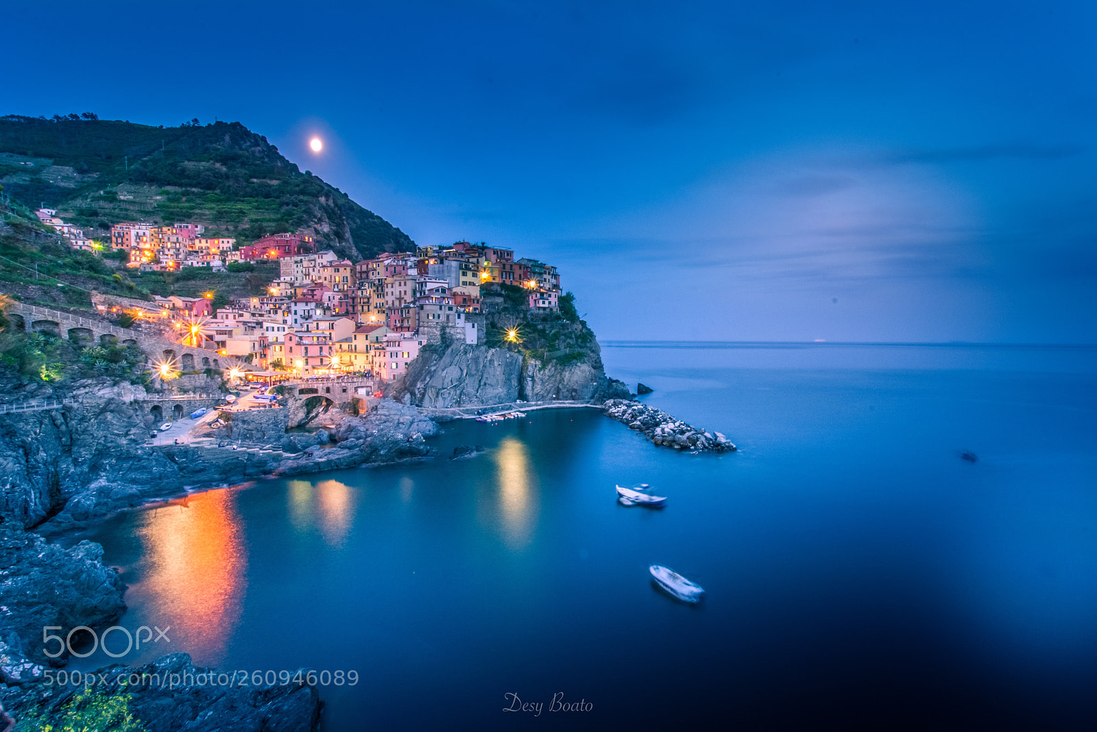 Nikon D5200 sample photo. Full moon in manarola photography