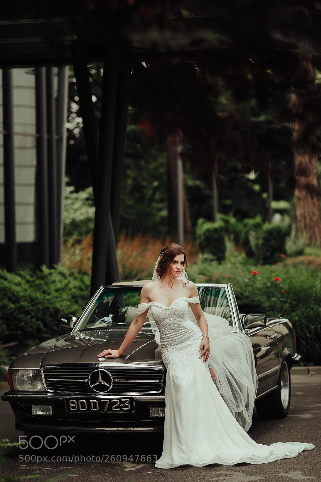 Canon EOS 6D sample photo. Adela and her cabrio photography