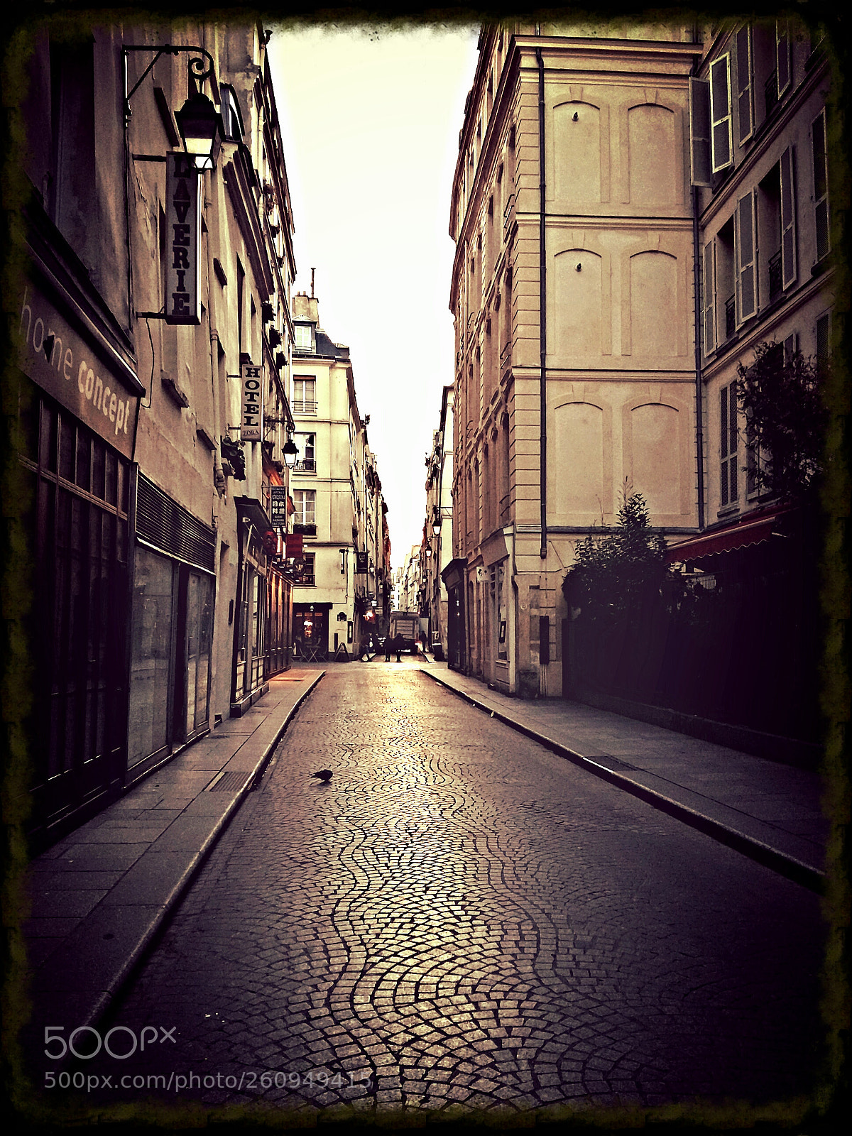 Samsung Galaxy A5 sample photo. Morning in paris photography
