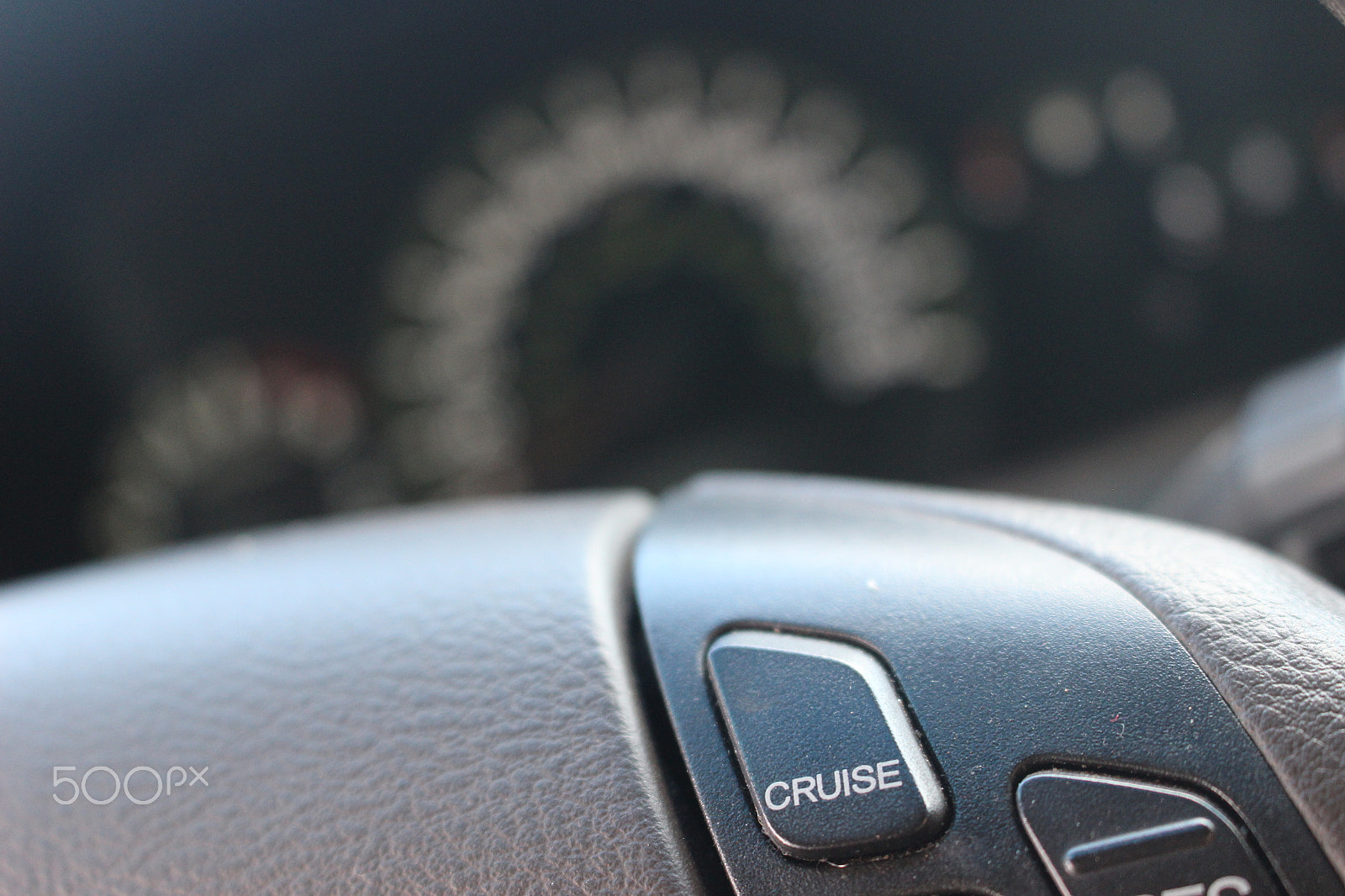 Canon EOS 100D (EOS Rebel SL1 / EOS Kiss X7) sample photo. Cruise control photography