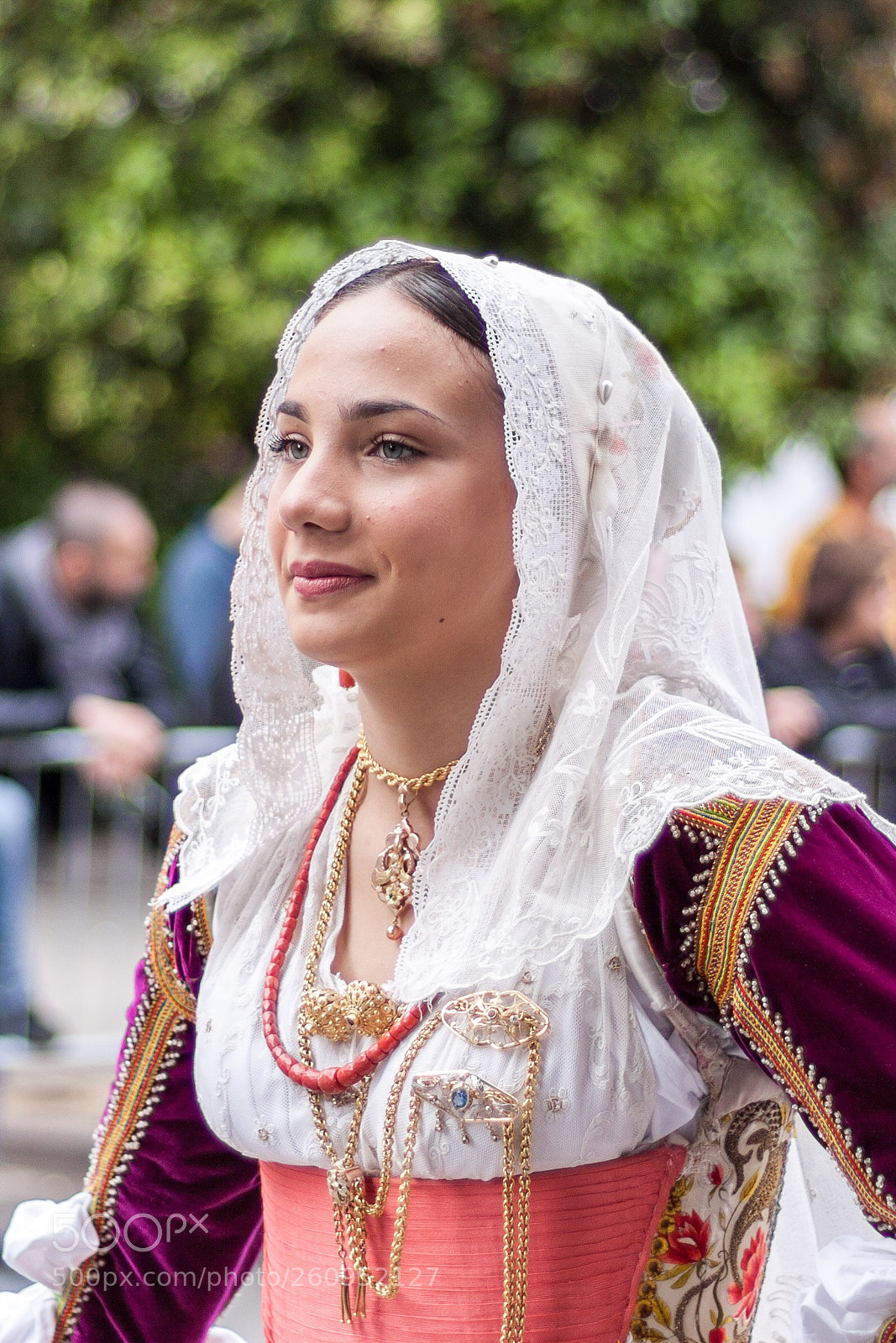 Canon EOS 50D sample photo. Sardinian girl  photography