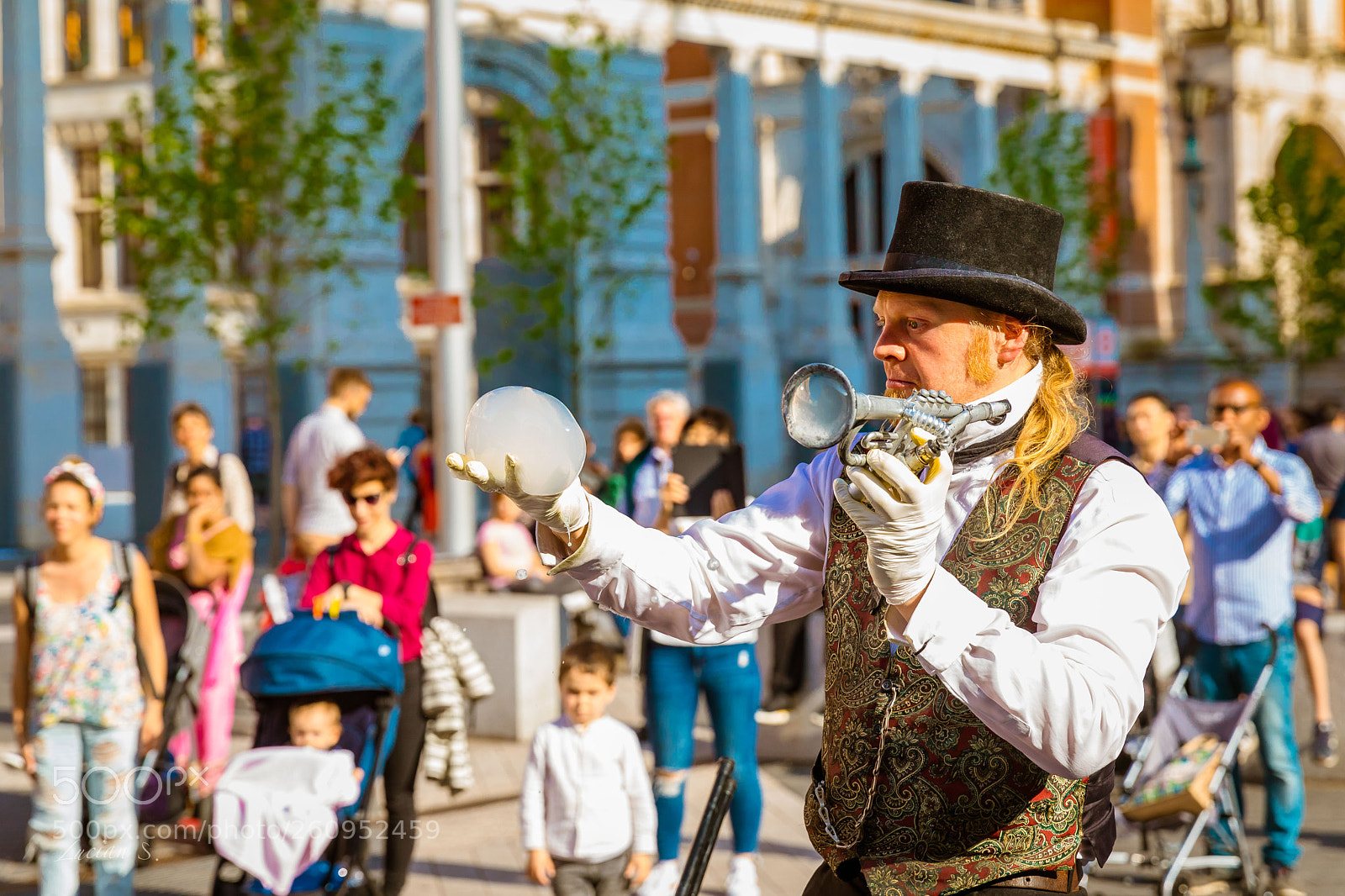 Canon EOS 5D Mark IV sample photo. Bubble man! photography