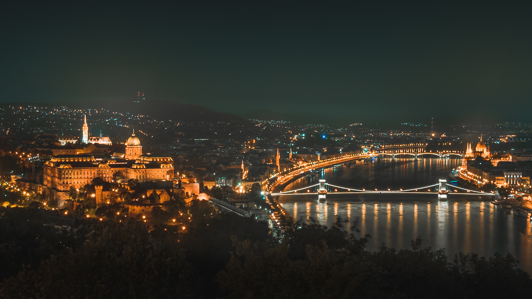 Panasonic Lumix DMC-G85 (Lumix DMC-G80) sample photo. Budapest photography