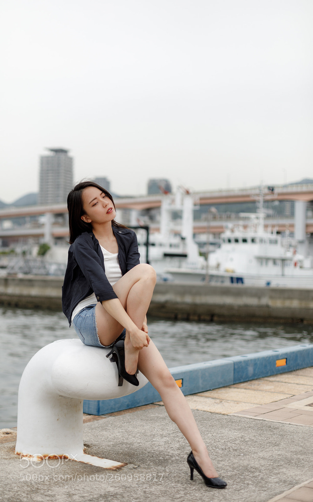 Canon EOS 5D Mark IV sample photo. Pier's girl photography