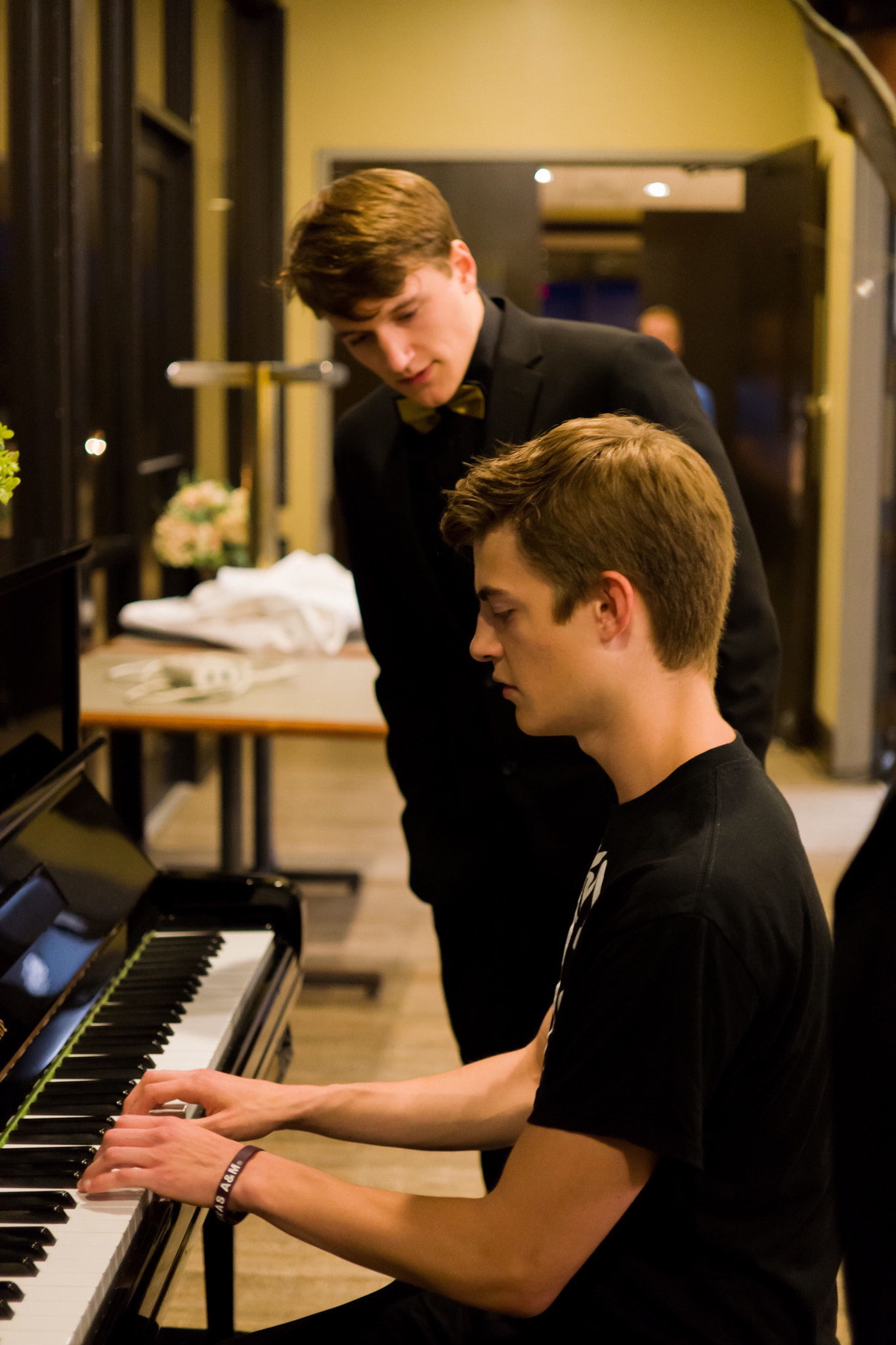 Sony Alpha NEX-7 sample photo. Piano photography