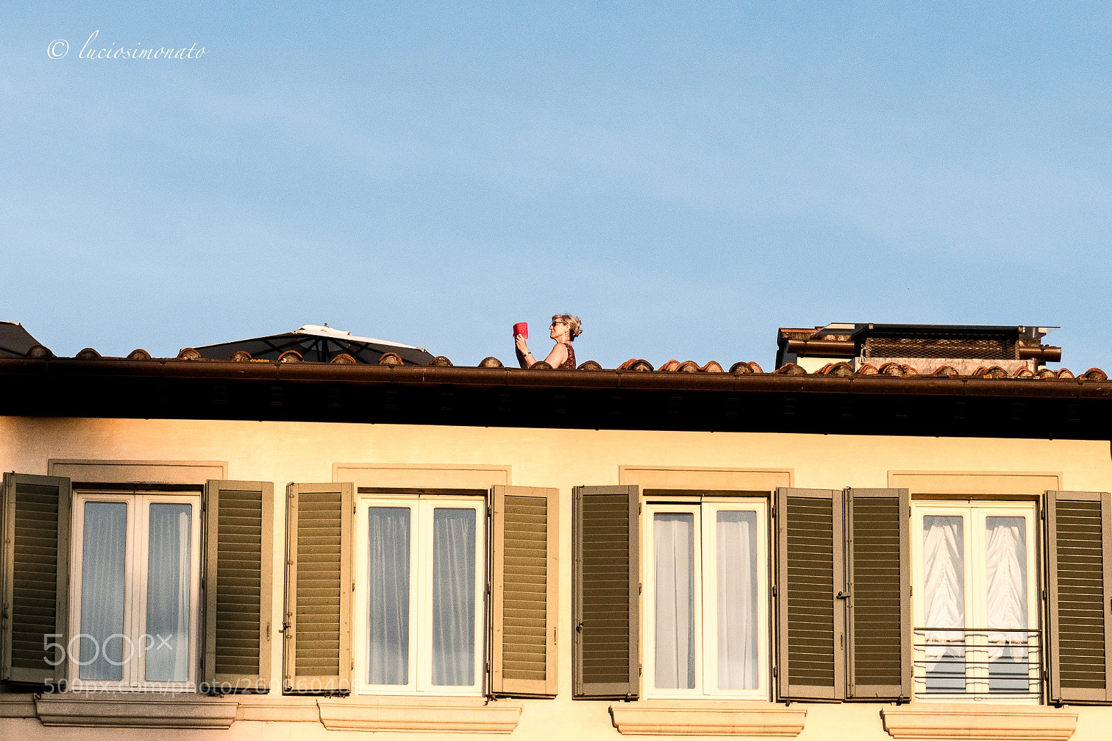 Sony a7R III sample photo. Selfie on the roof photography