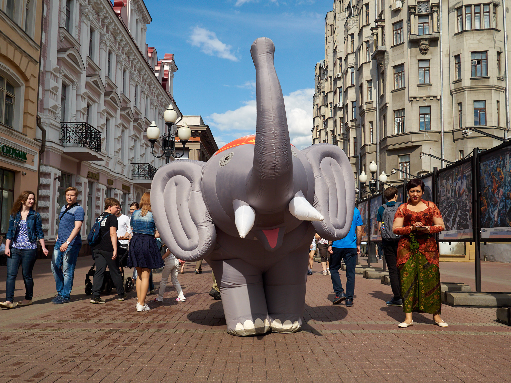Olympus PEN-F sample photo. Arbat elephant photography